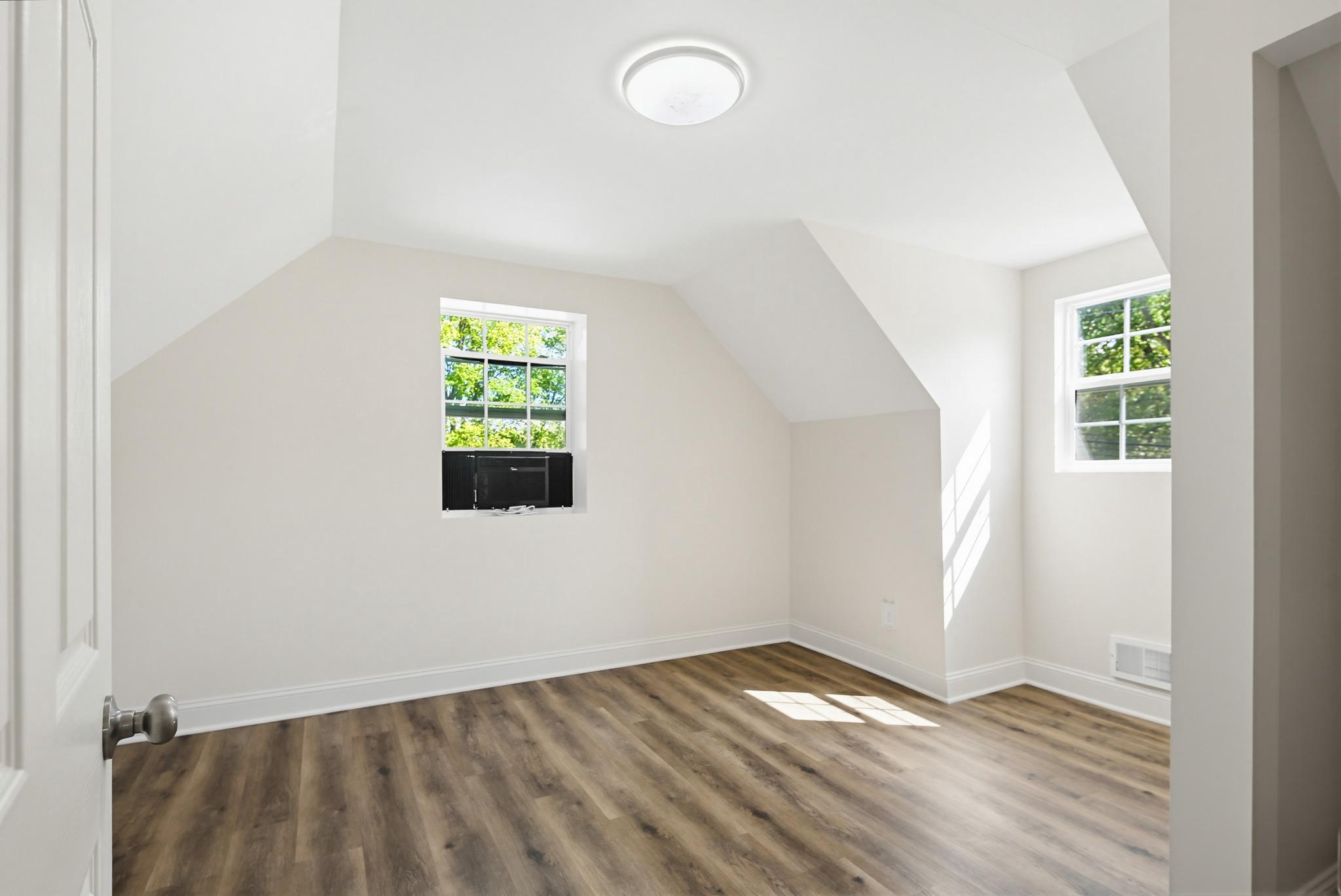 GLEN BURNIE PARK - Residential