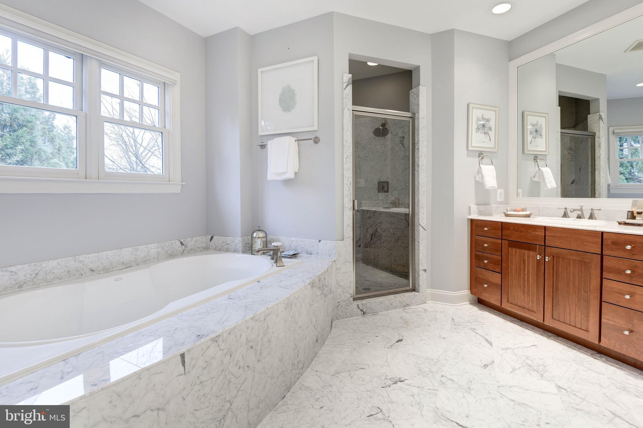 WOODMONT - Residential