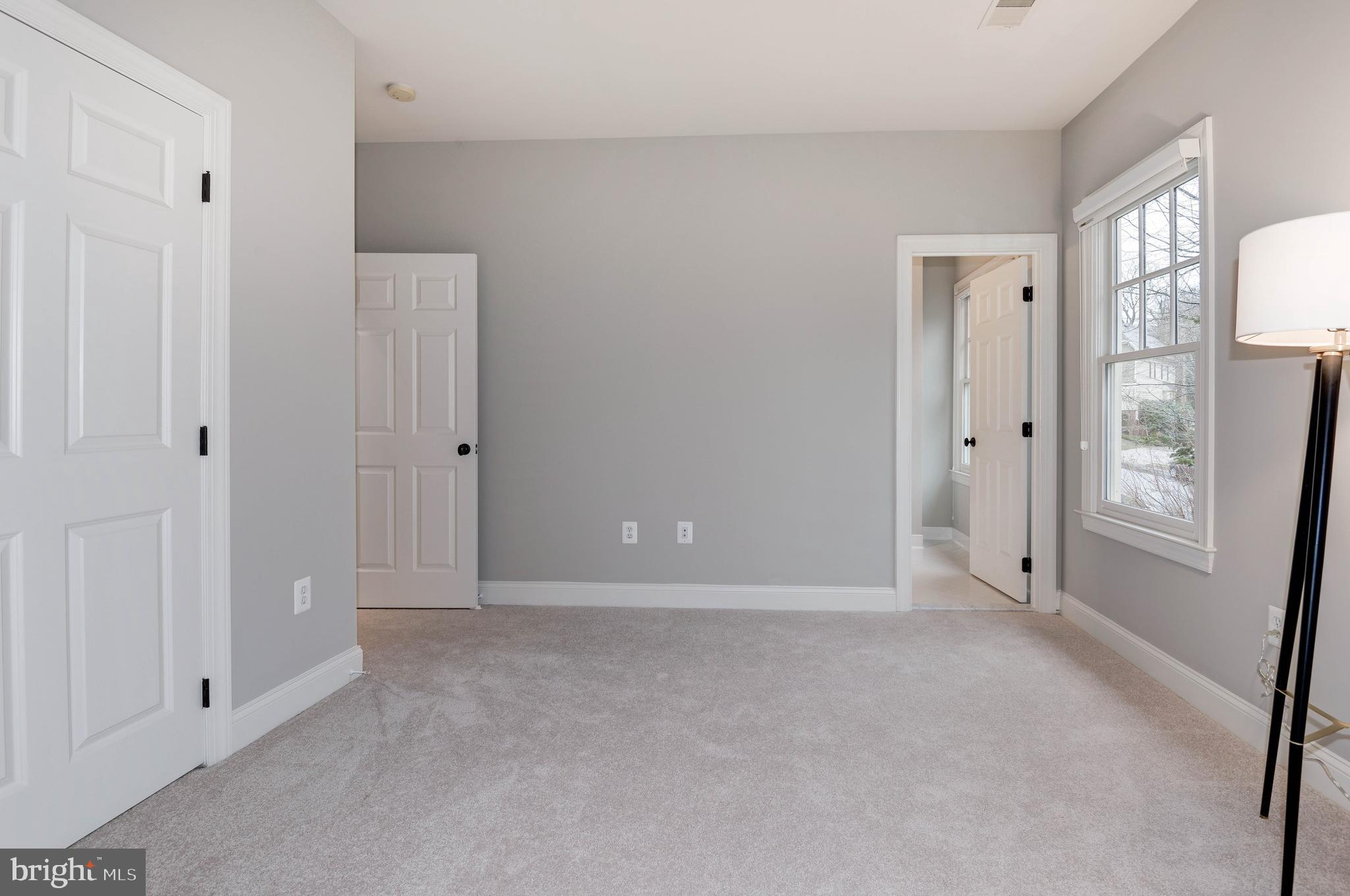 WOODMONT - Residential