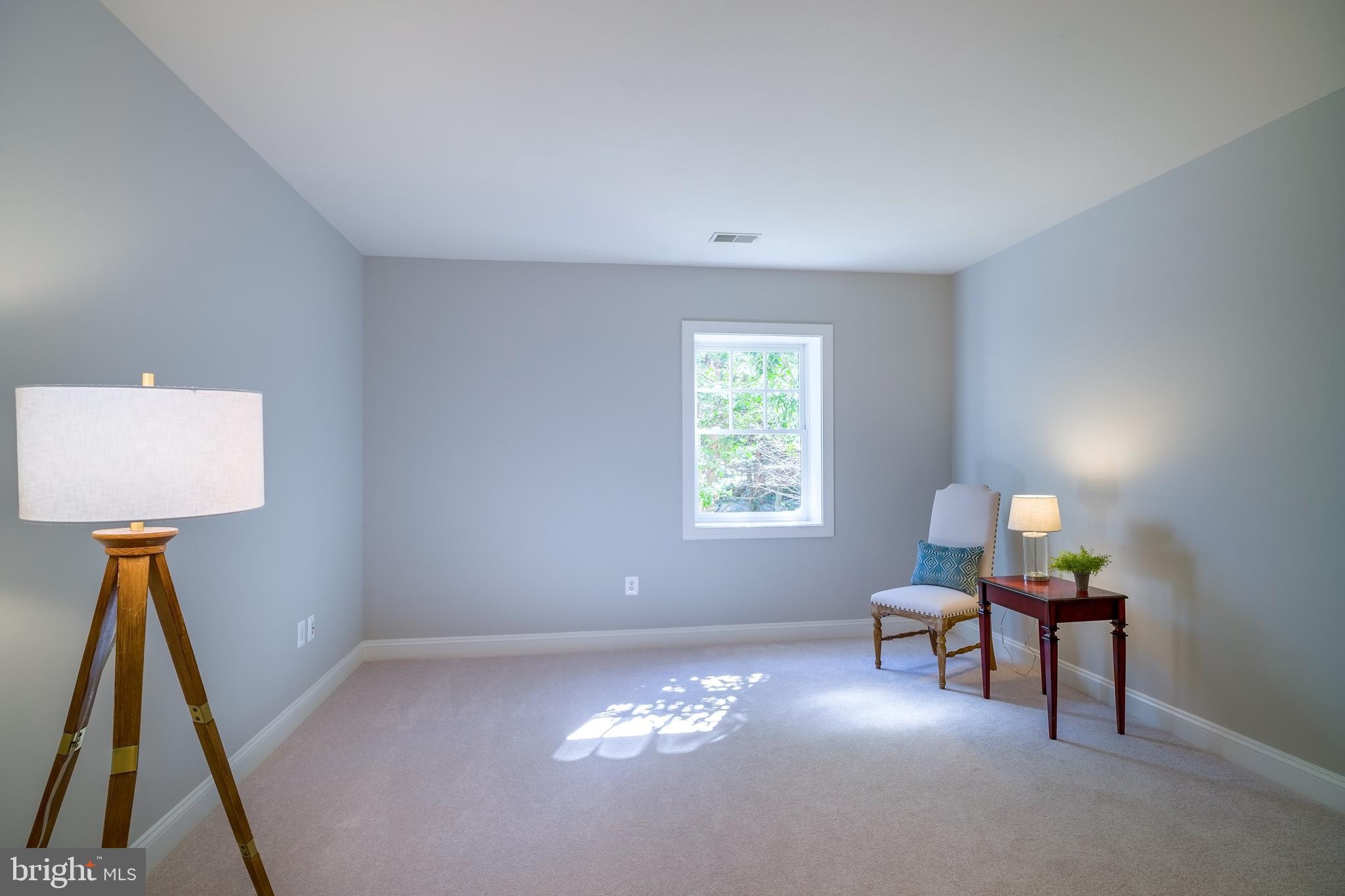 WOODMONT - Residential