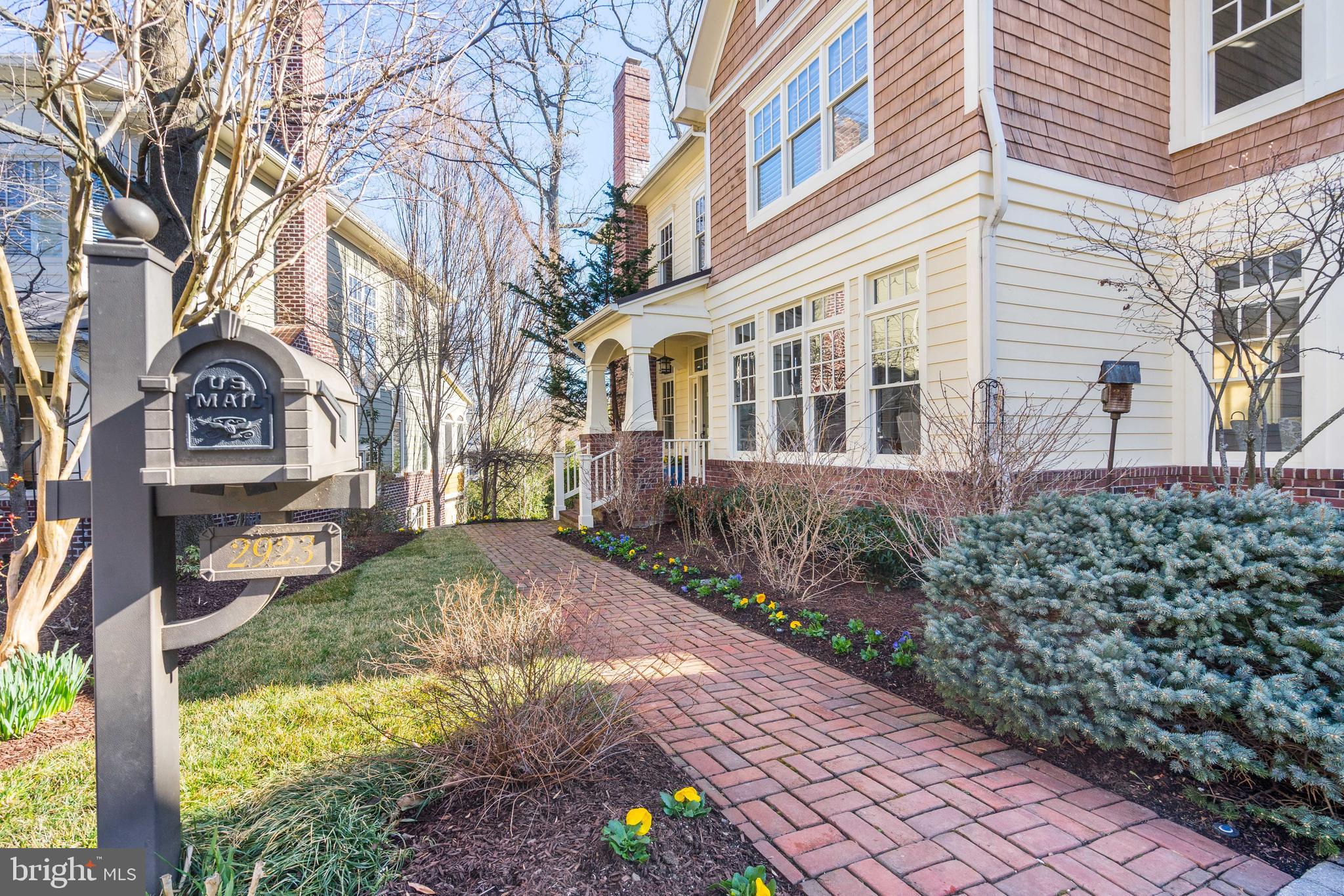 WOODMONT - Residential