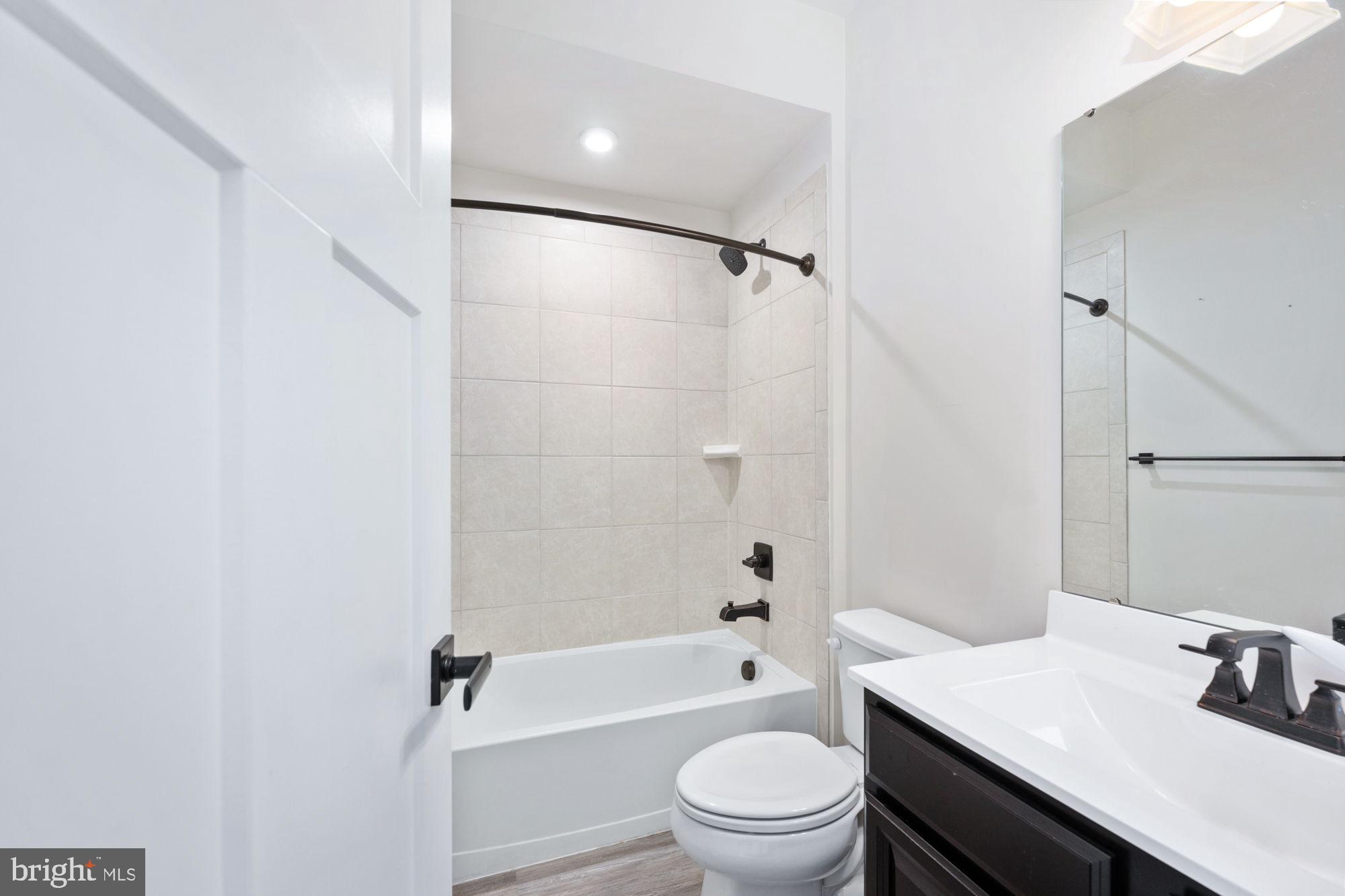 FREDERICKSBURG CITY - Residential Lease