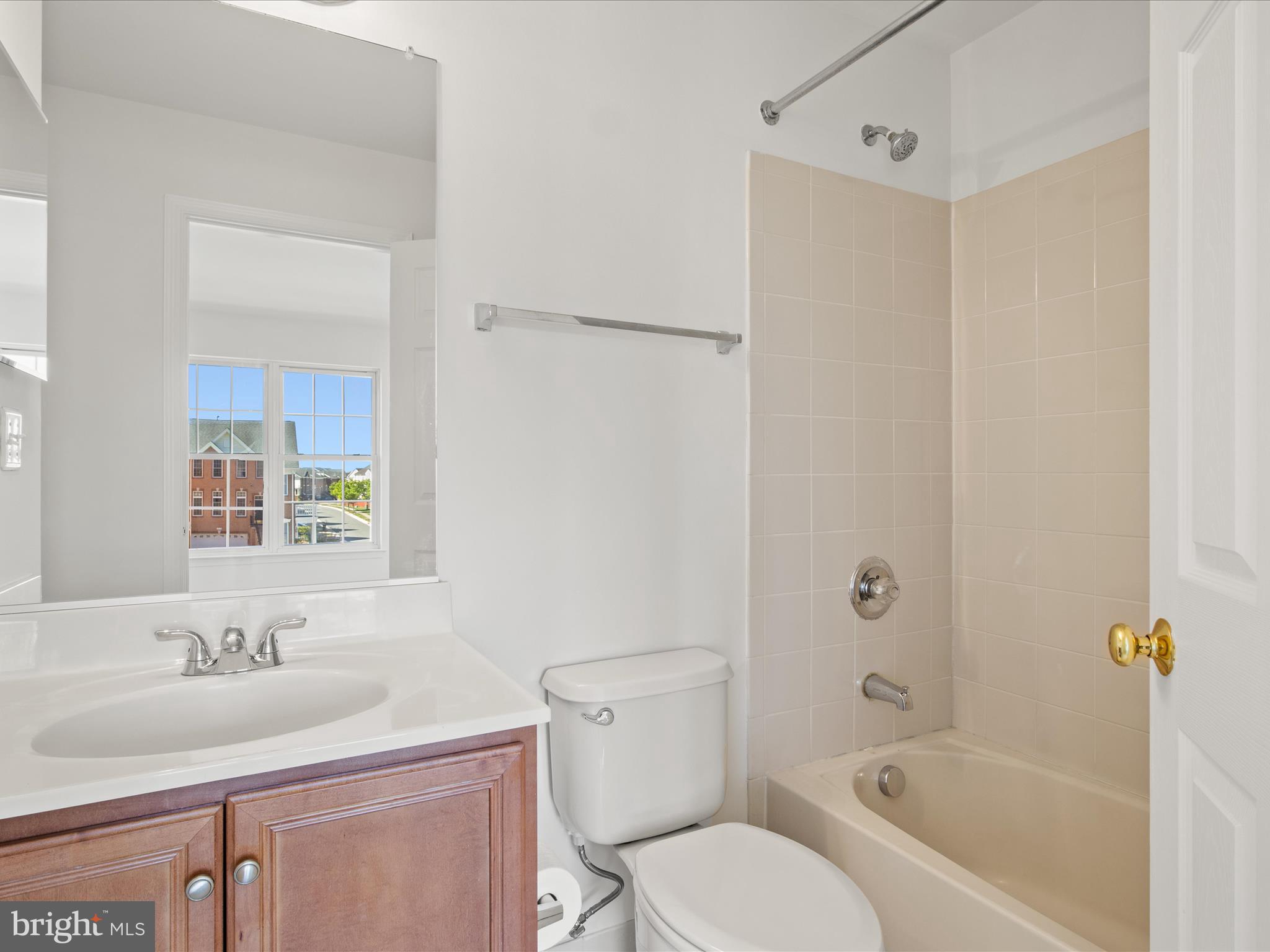 AMBERLEA AT SOUTH RIDING - Residential