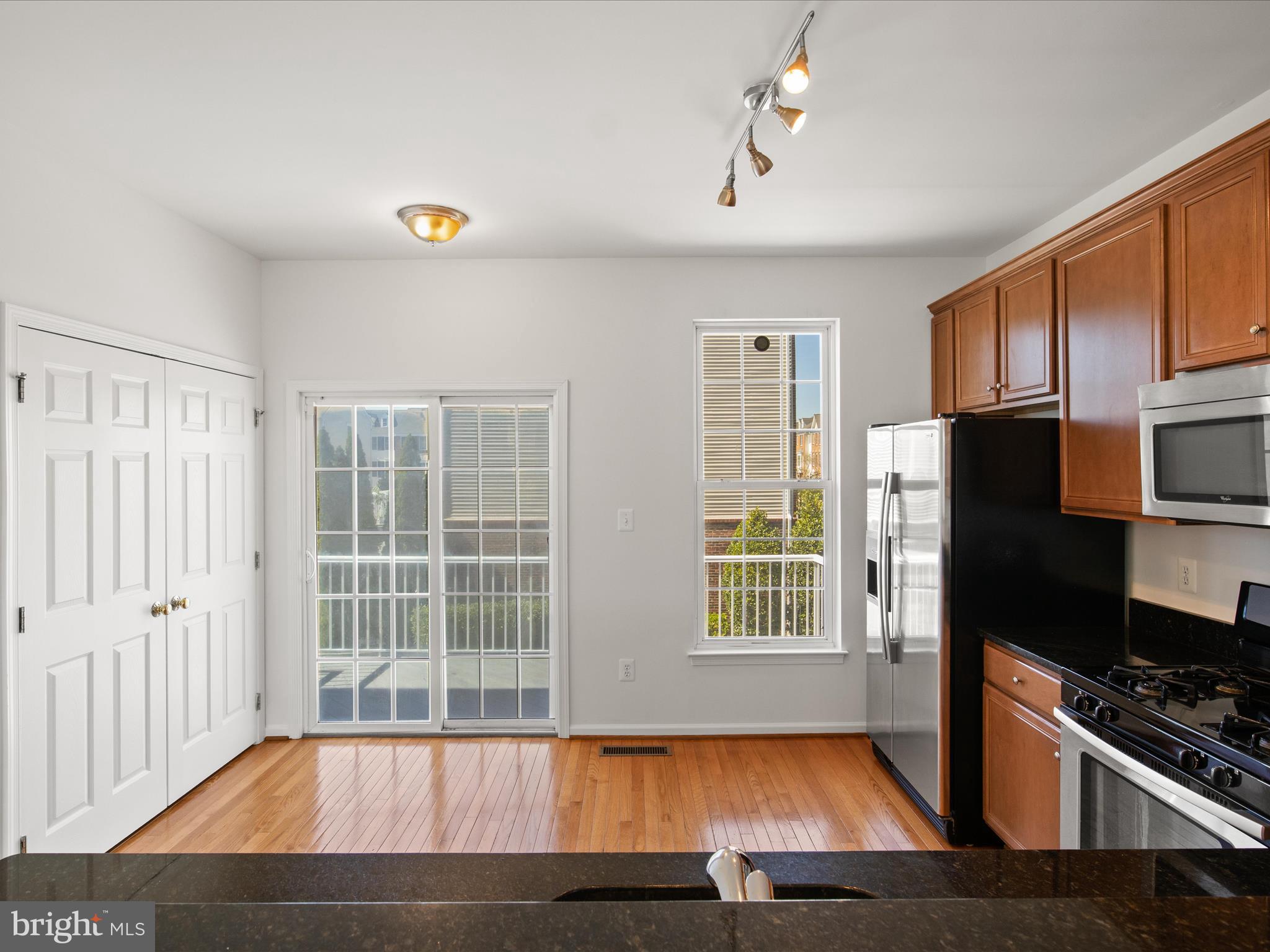 AMBERLEA AT SOUTH RIDING - Residential