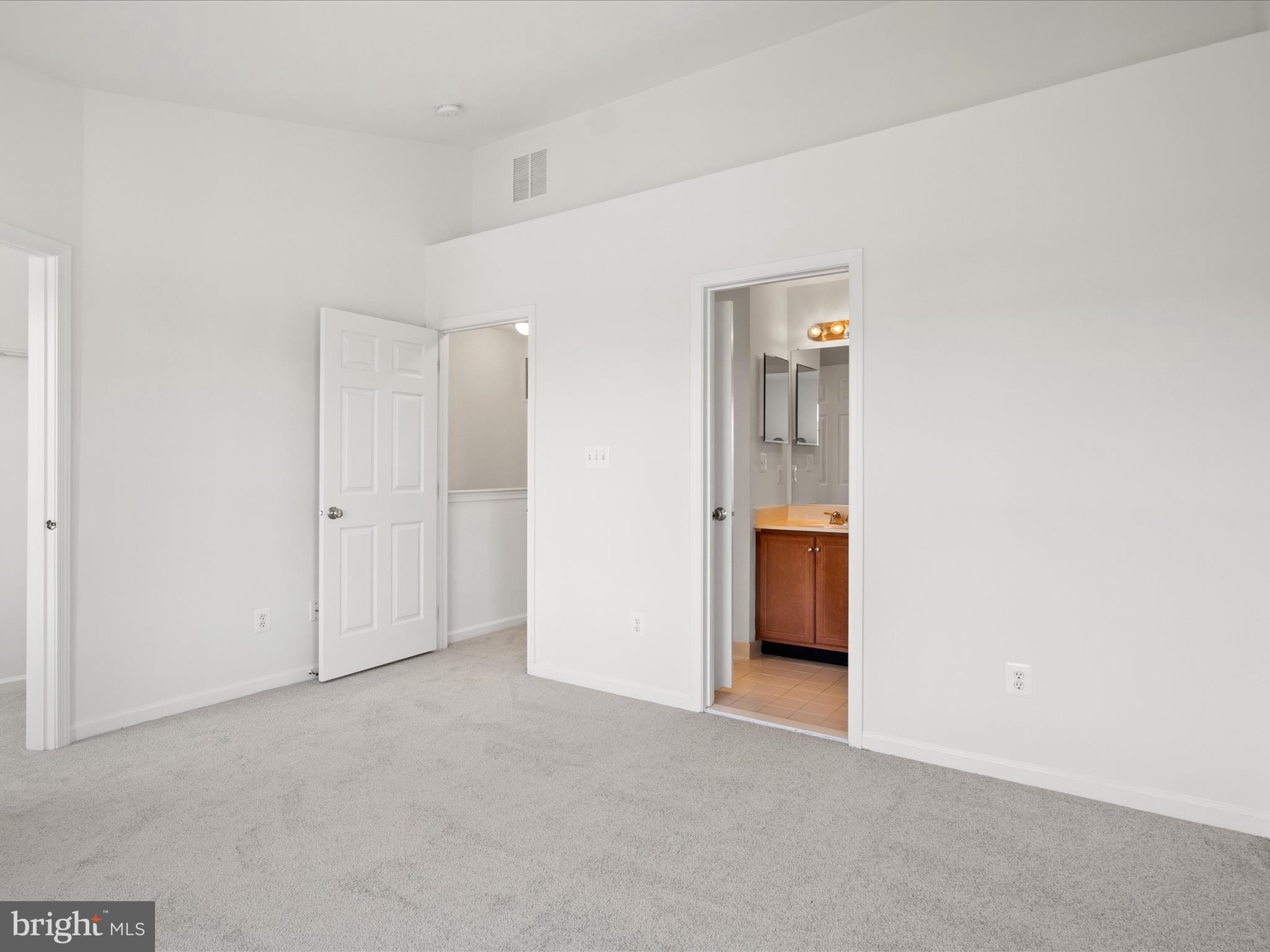 AMBERLEA AT SOUTH RIDING - Residential