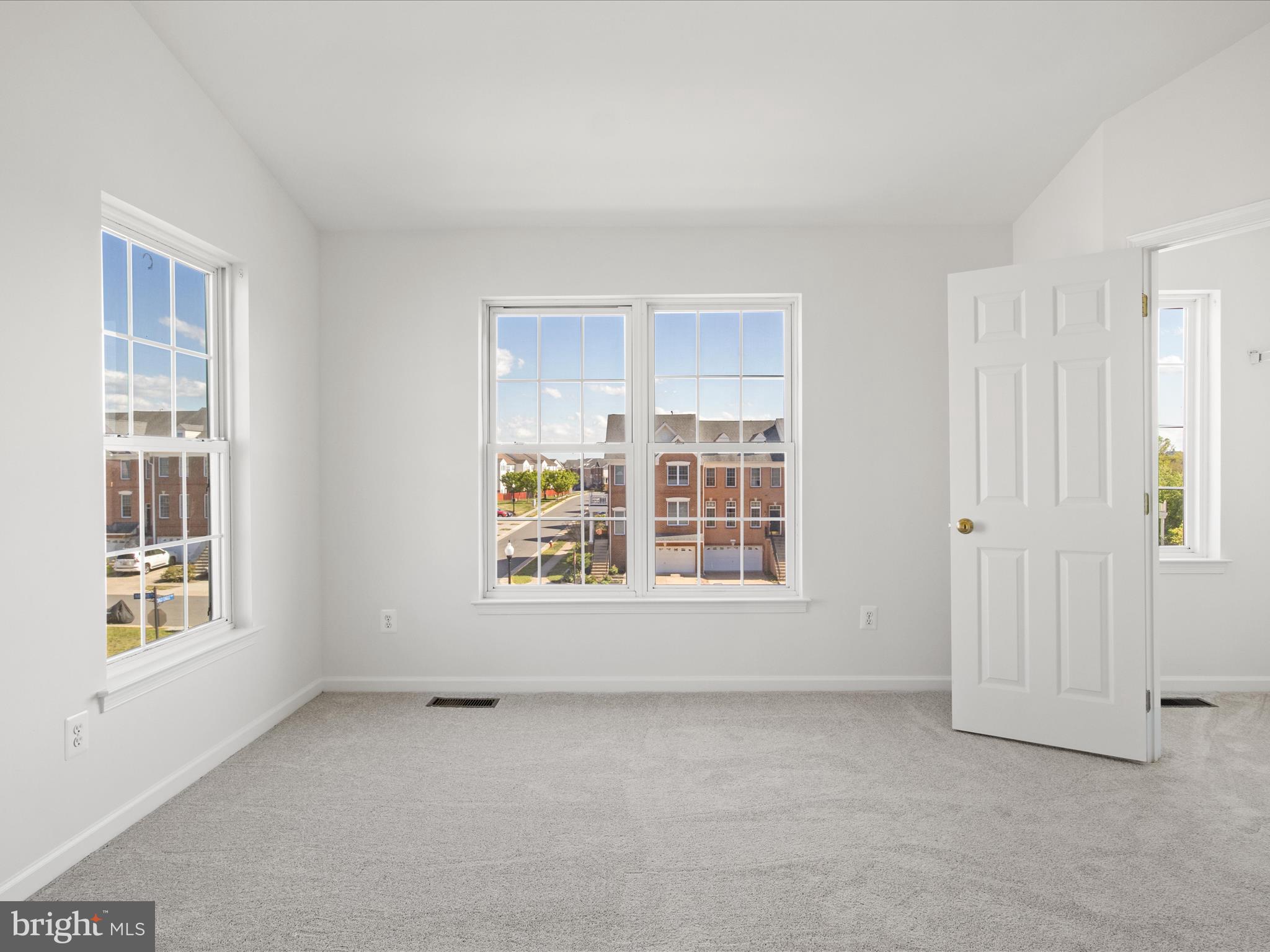 AMBERLEA AT SOUTH RIDING - Residential