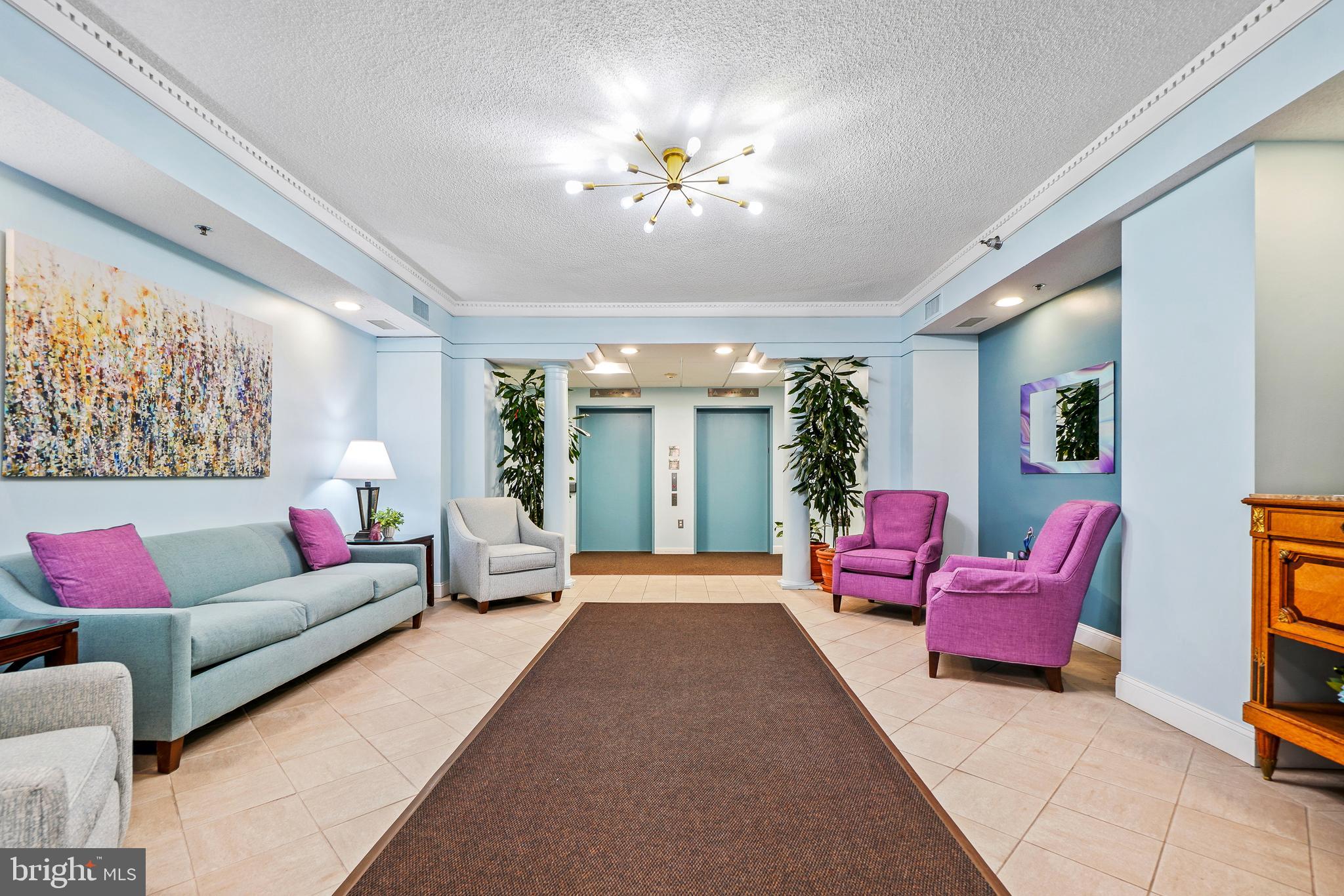 LEISURE WORLD - Residential