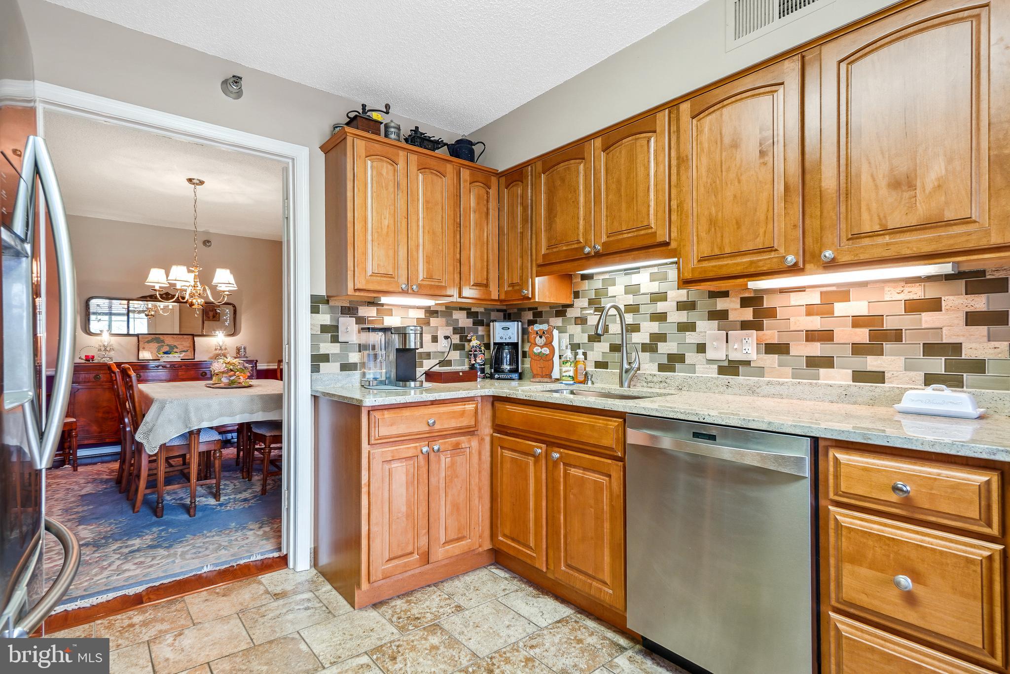 LEISURE WORLD - Residential