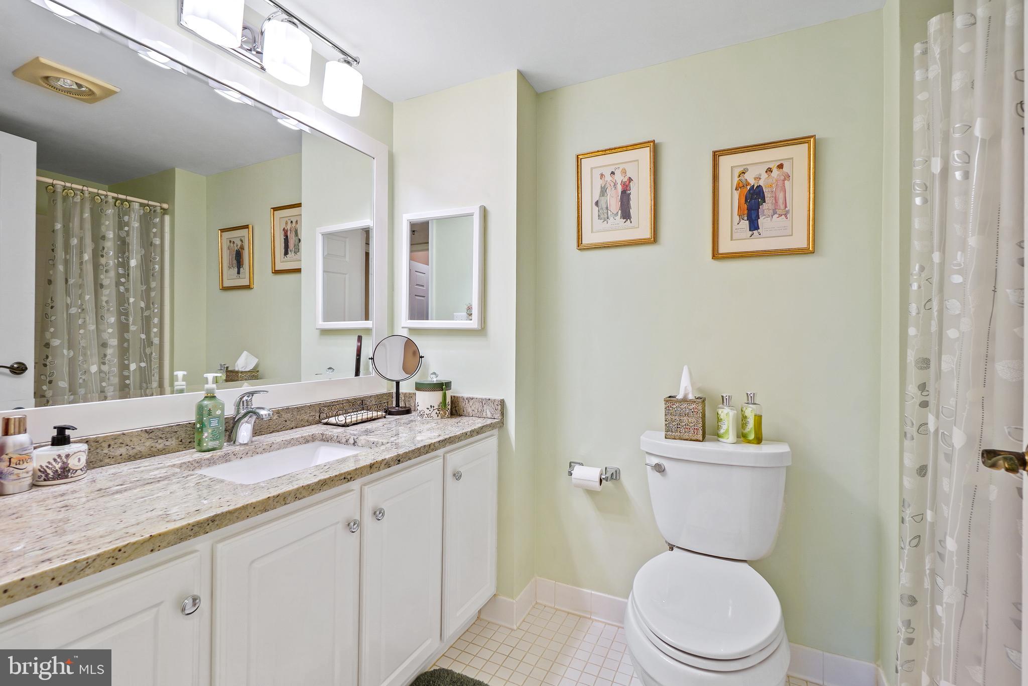 LEISURE WORLD - Residential