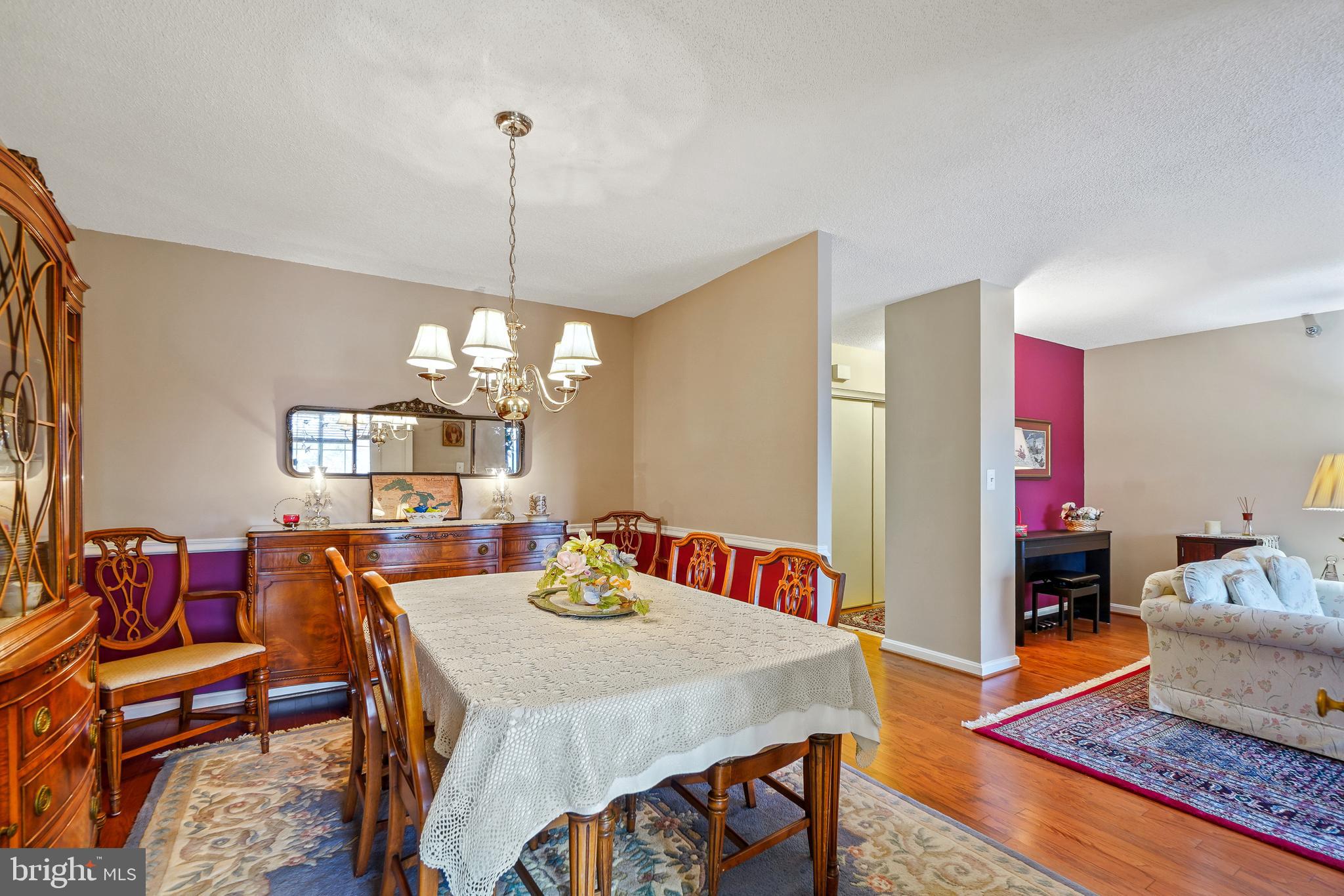 LEISURE WORLD - Residential