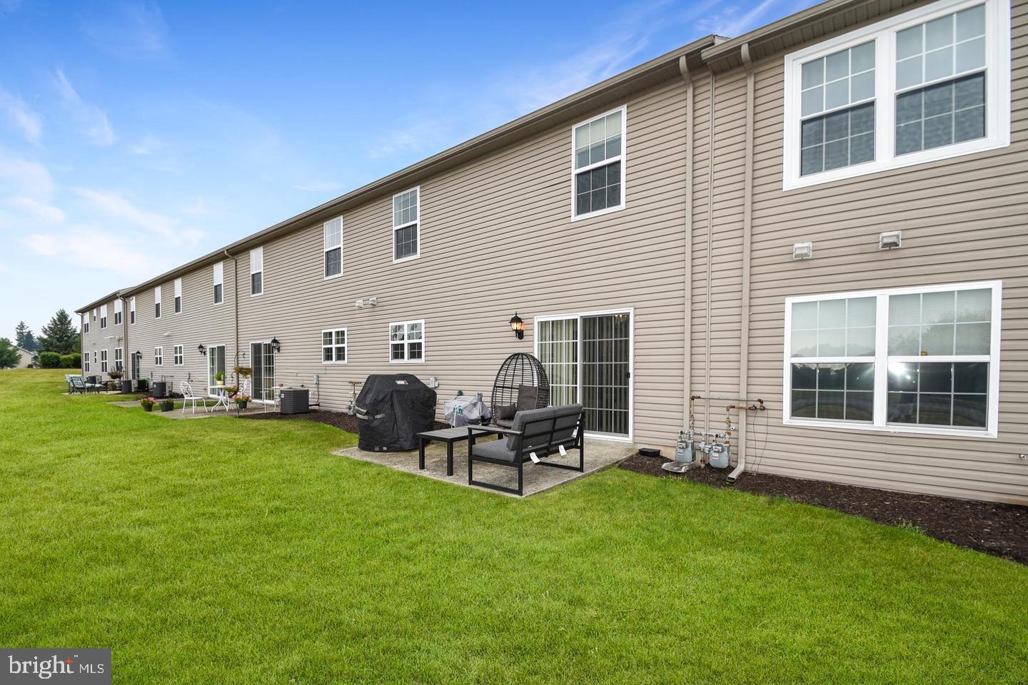 THE PINNACLE - Residential