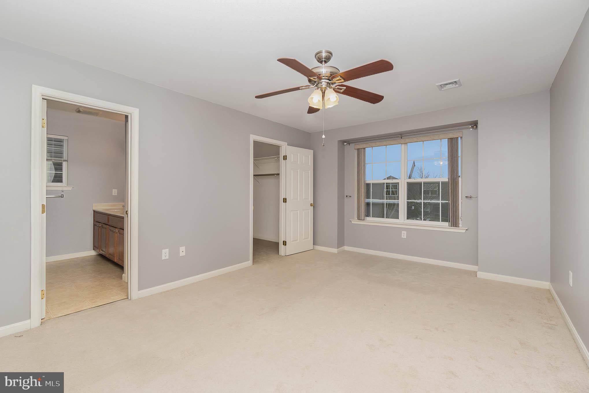 THE PINNACLE - Residential