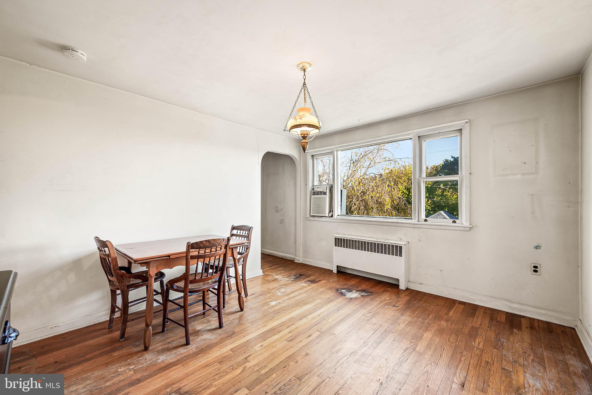 3 ELM AVENUE