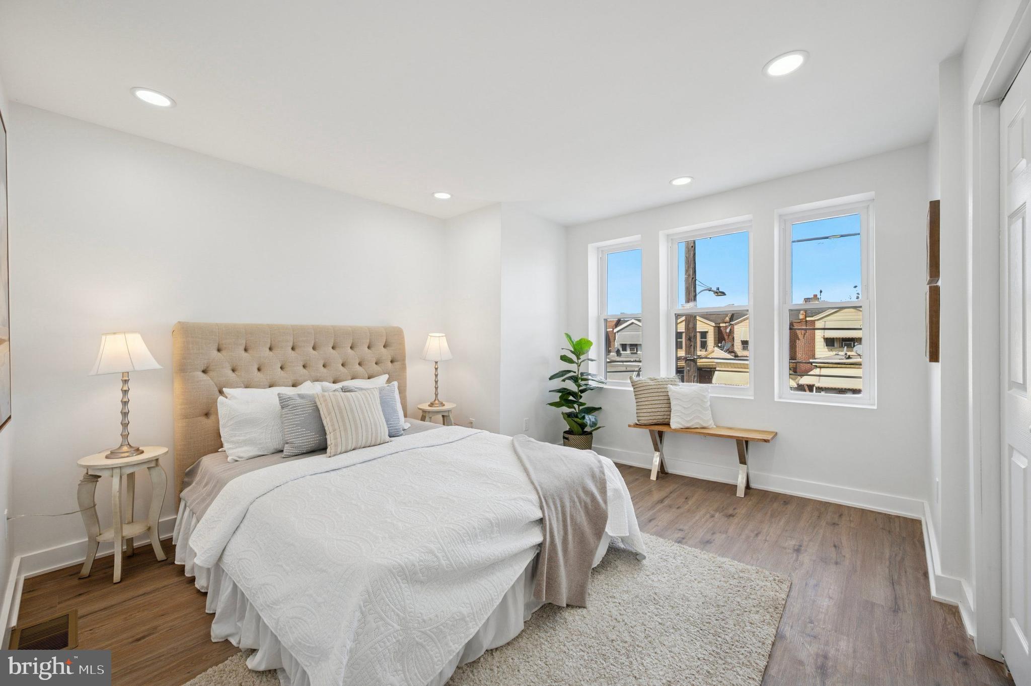 PHILADELPHIA (SOUTHWEST) - Residential