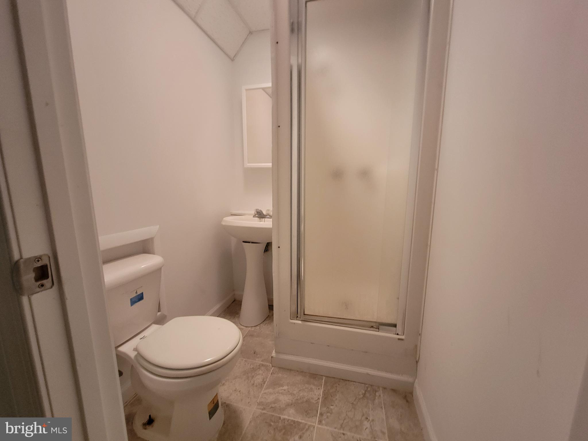 LA DOVA HEIGHTS - Residential