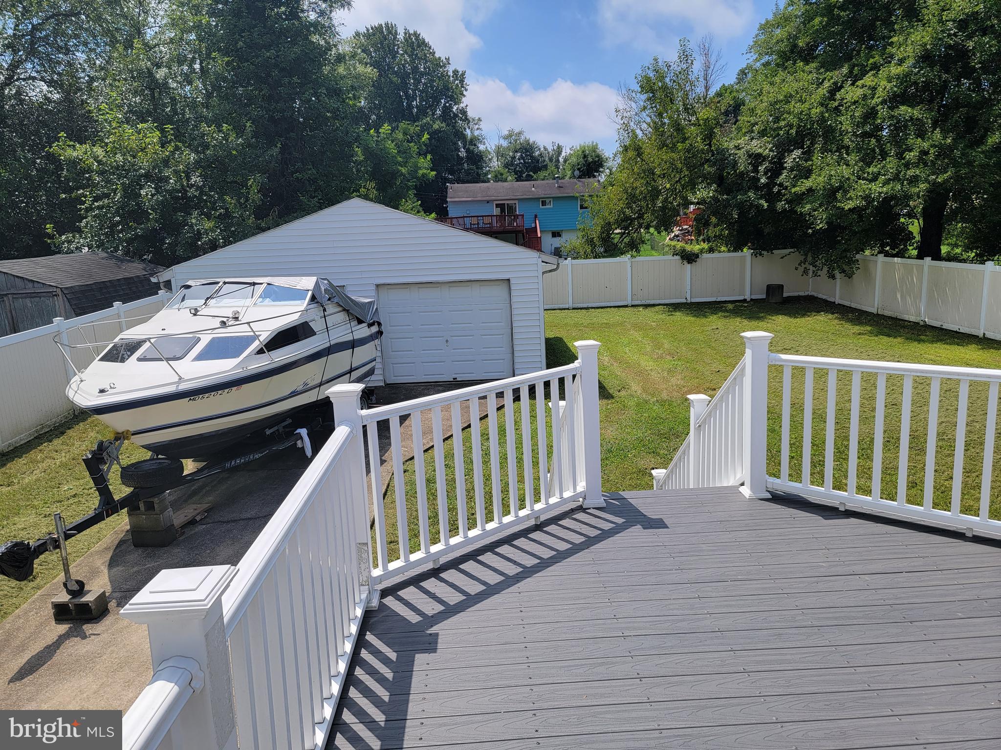 LA DOVA HEIGHTS - Residential