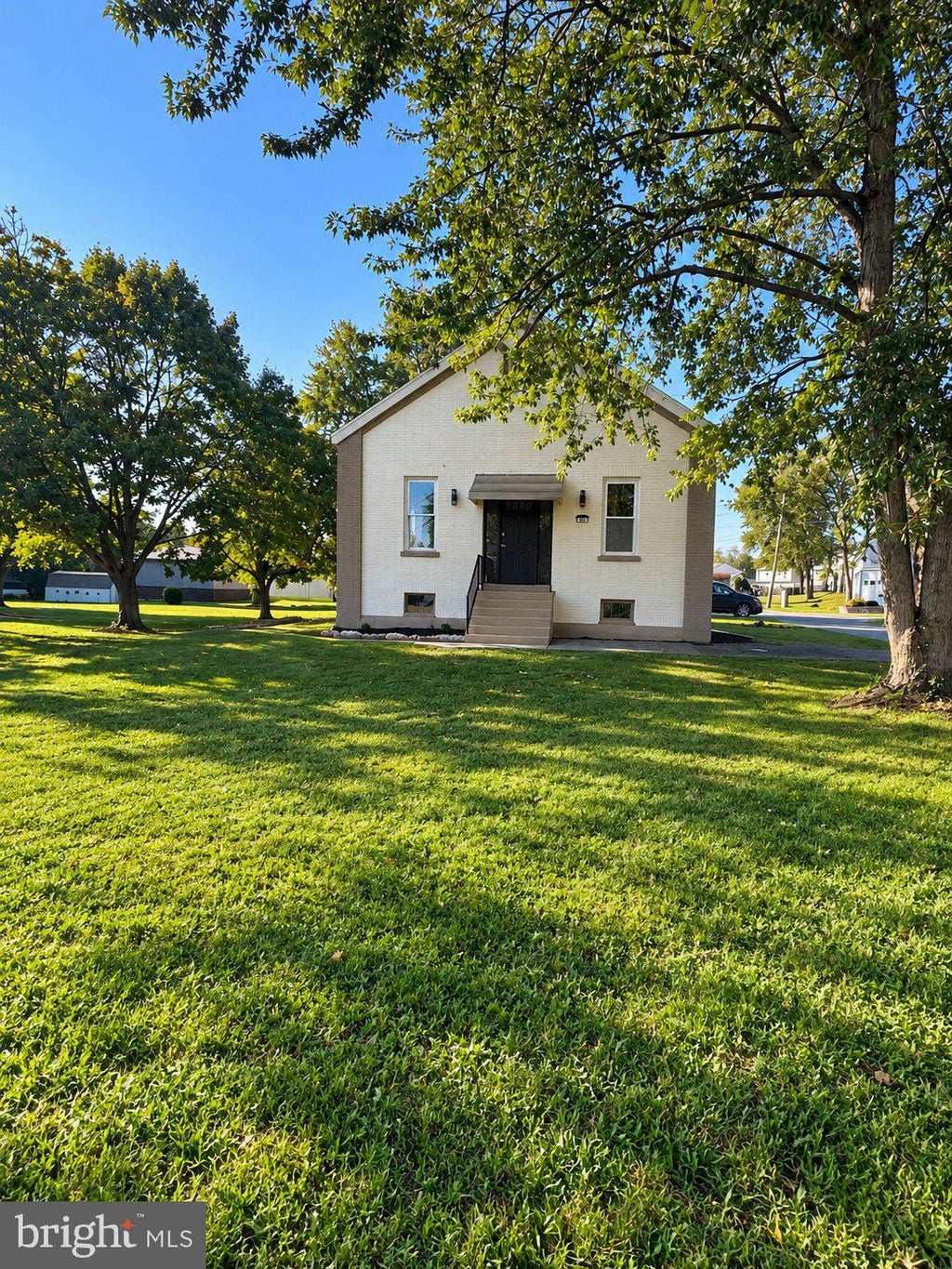 Photo of 900 Charles Street, READING, PA 19606 (MLS # PABK2079188)