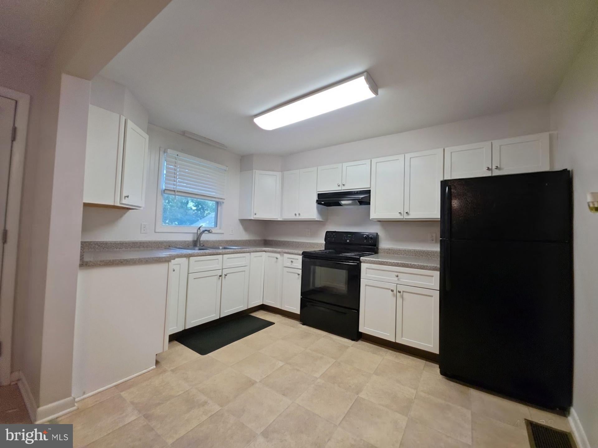 85 LOCUST AVENUE