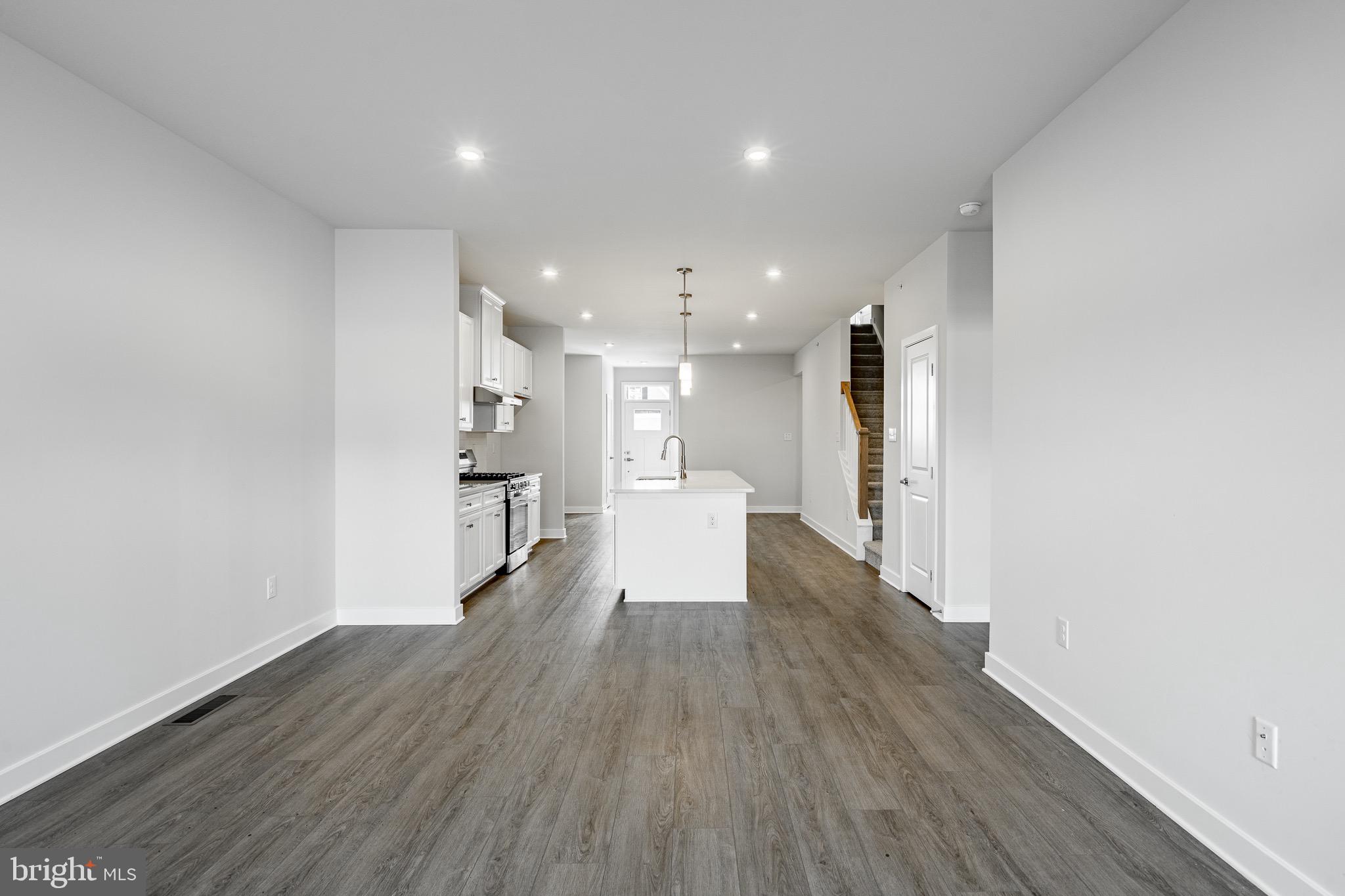 BRANDYWINE WALK - Residential