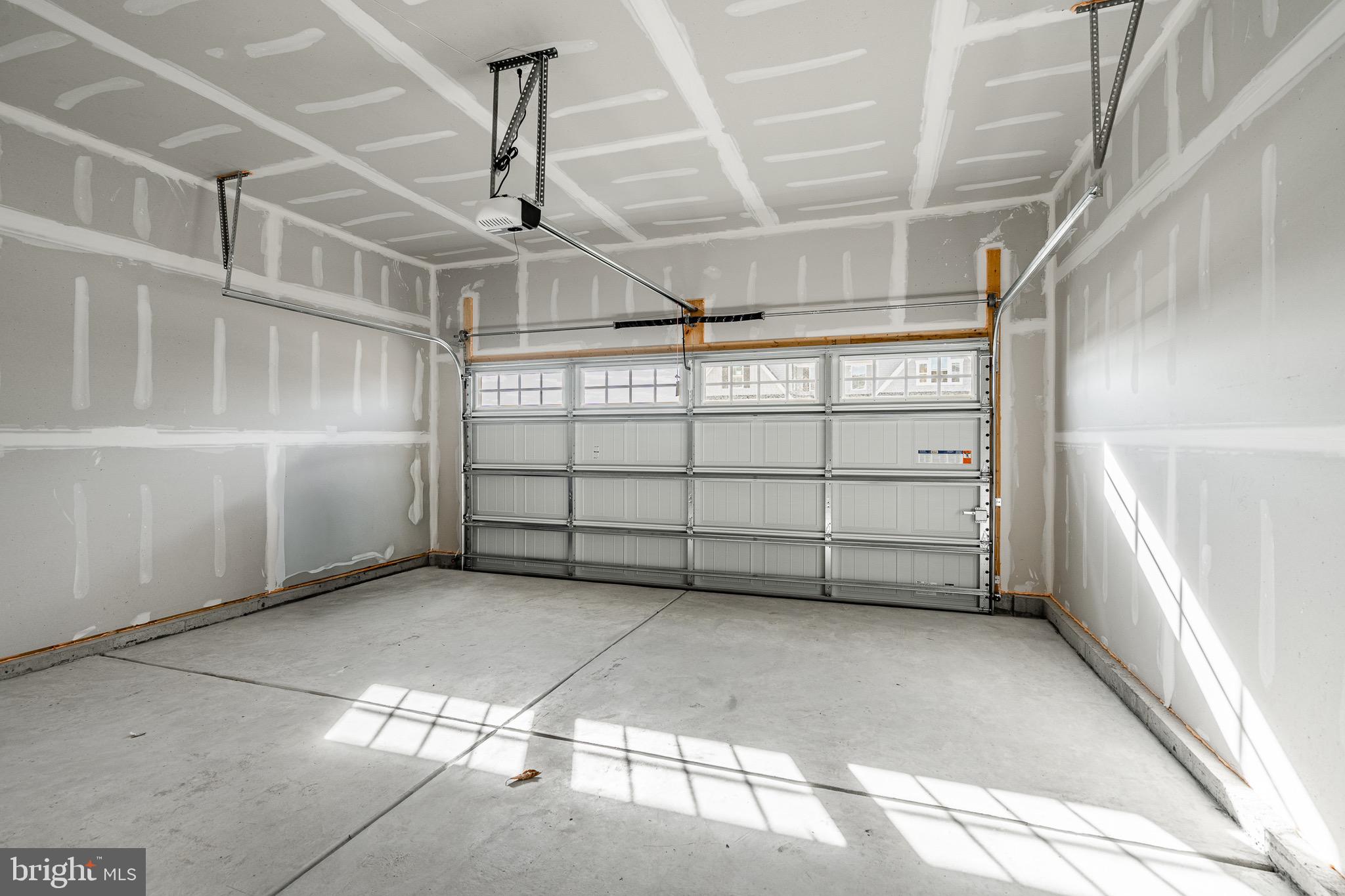 BRANDYWINE WALK - Residential