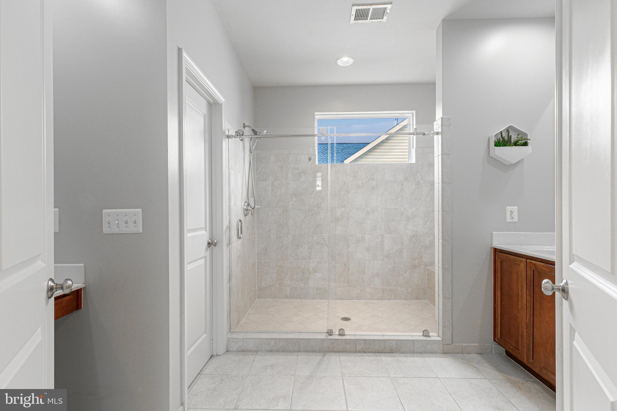 BRAMBLETON LANDBAY 1 - Residential