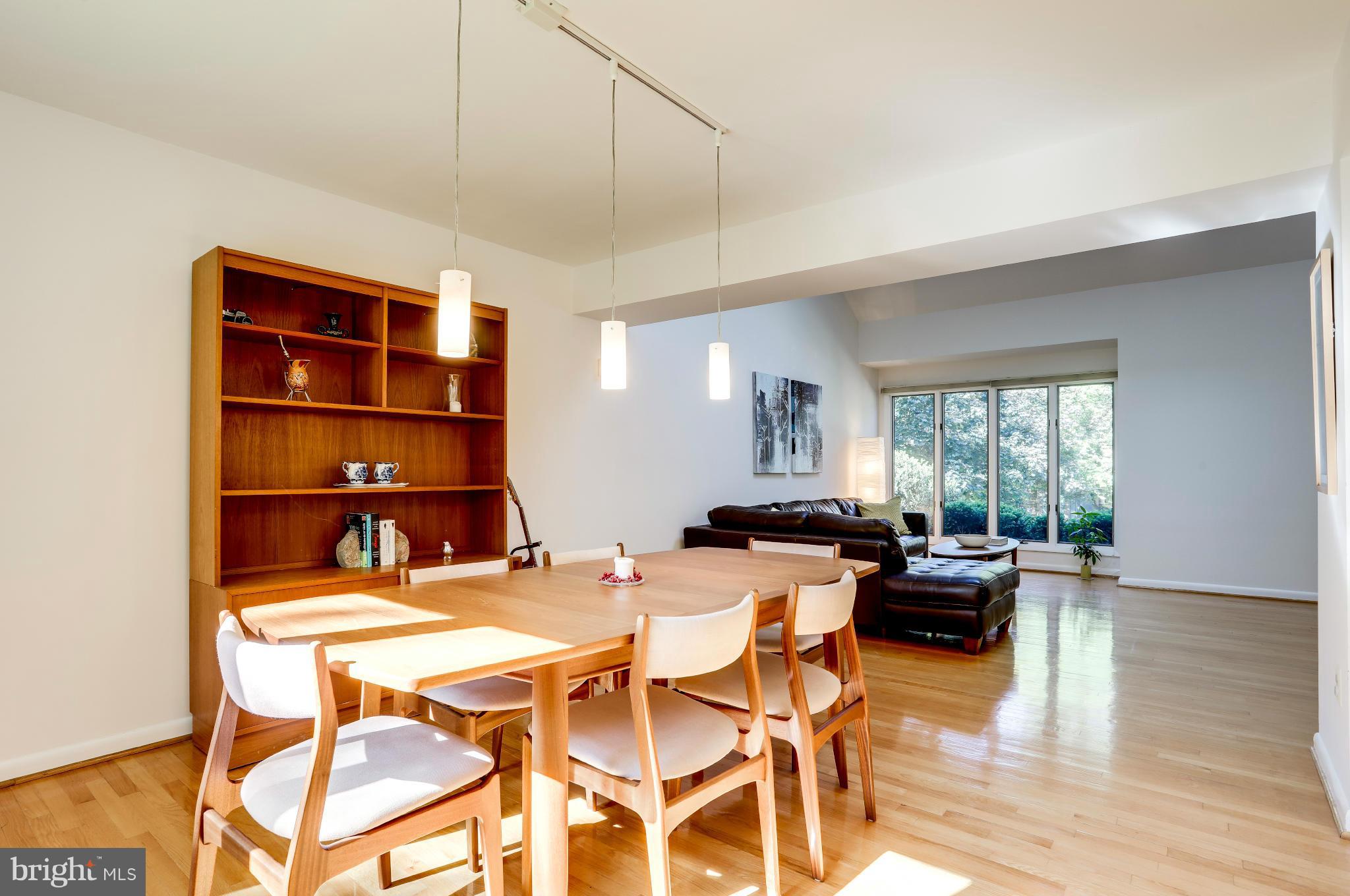 VILLAGE OF HICKORY RIDGE - Residential