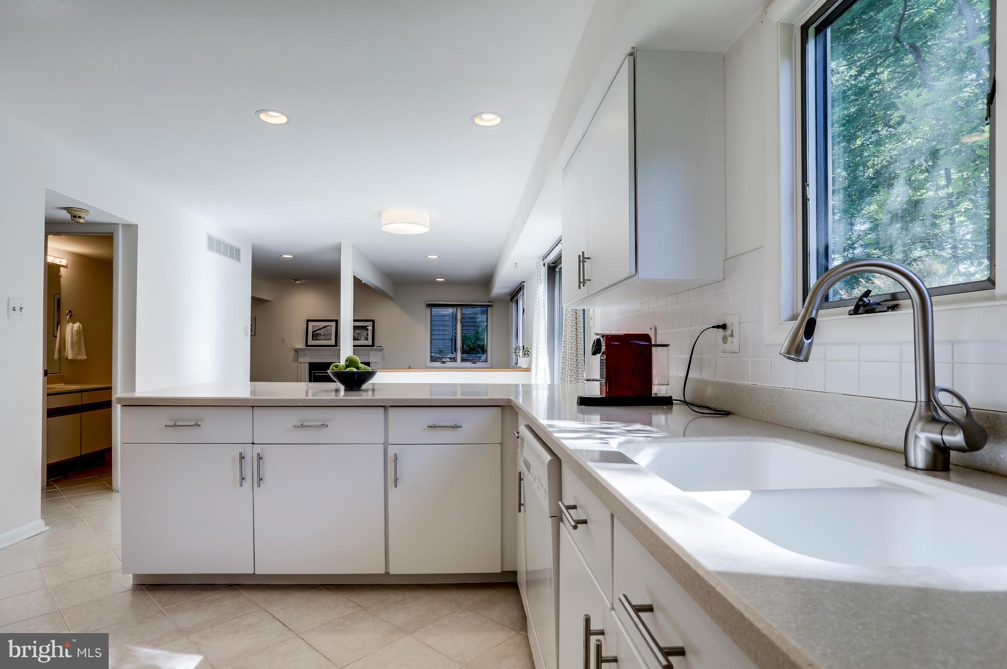 VILLAGE OF HICKORY RIDGE - Residential