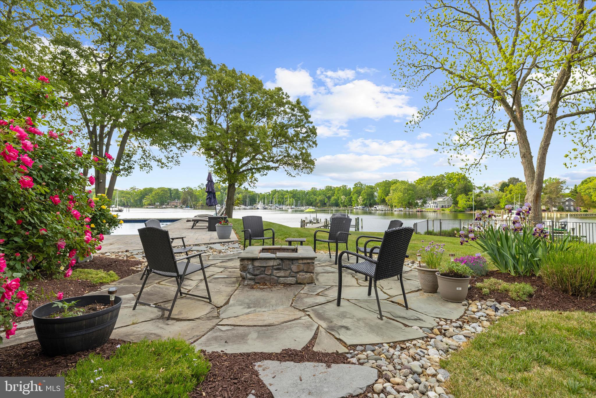 HOLLY HILL HARBOR - Residential