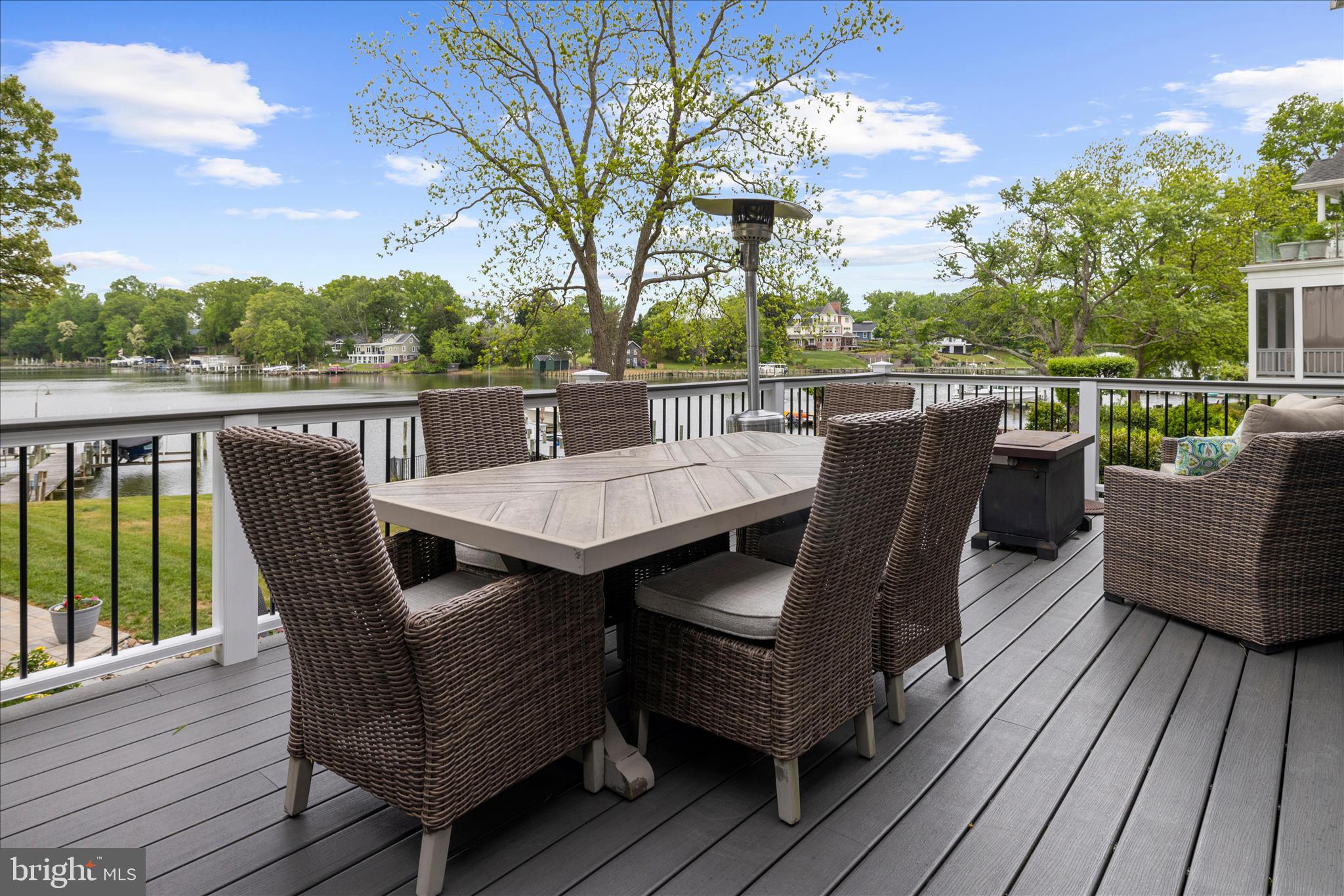 HOLLY HILL HARBOR - Residential