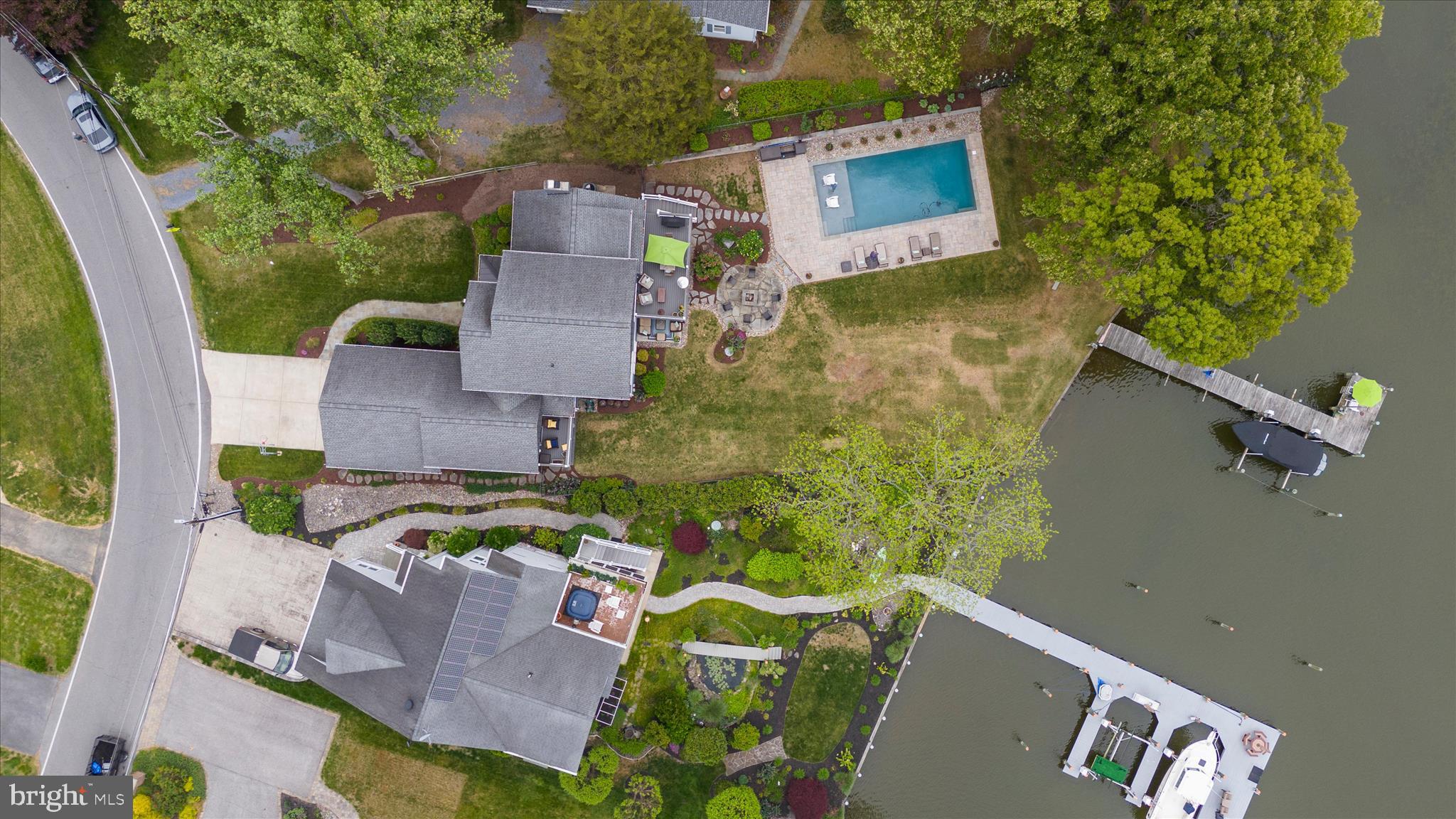 HOLLY HILL HARBOR - Residential