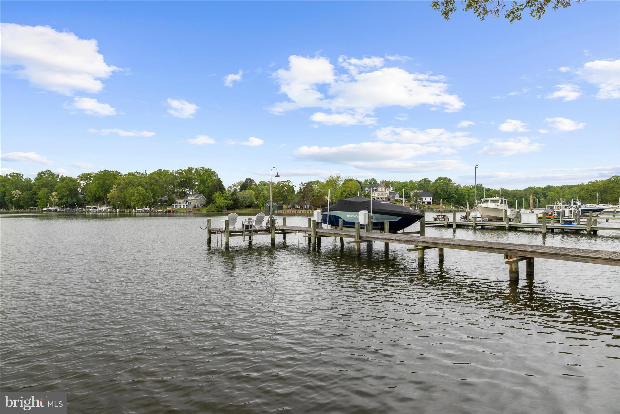 HOLLY HILL HARBOR - Residential