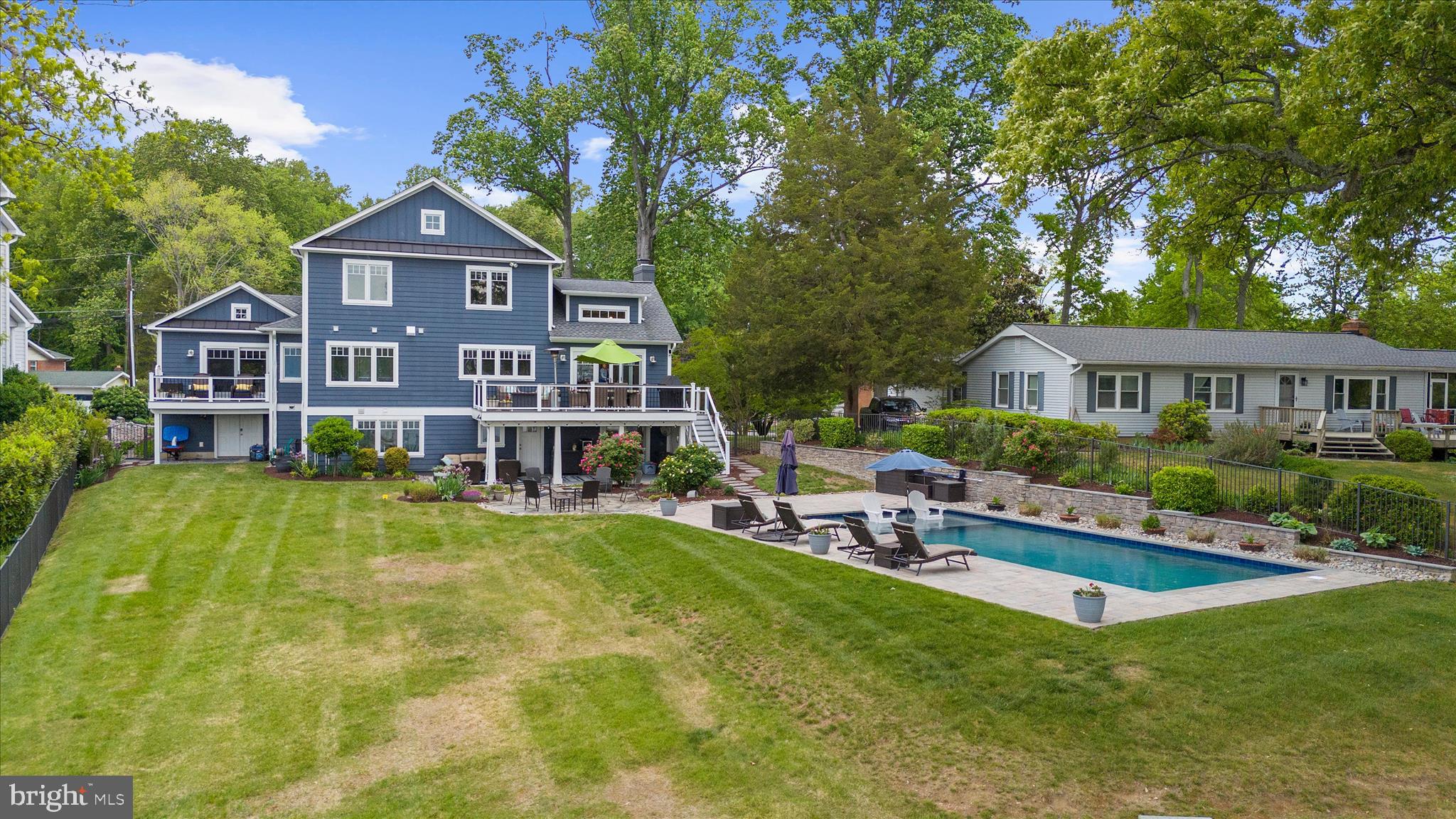 HOLLY HILL HARBOR - Residential