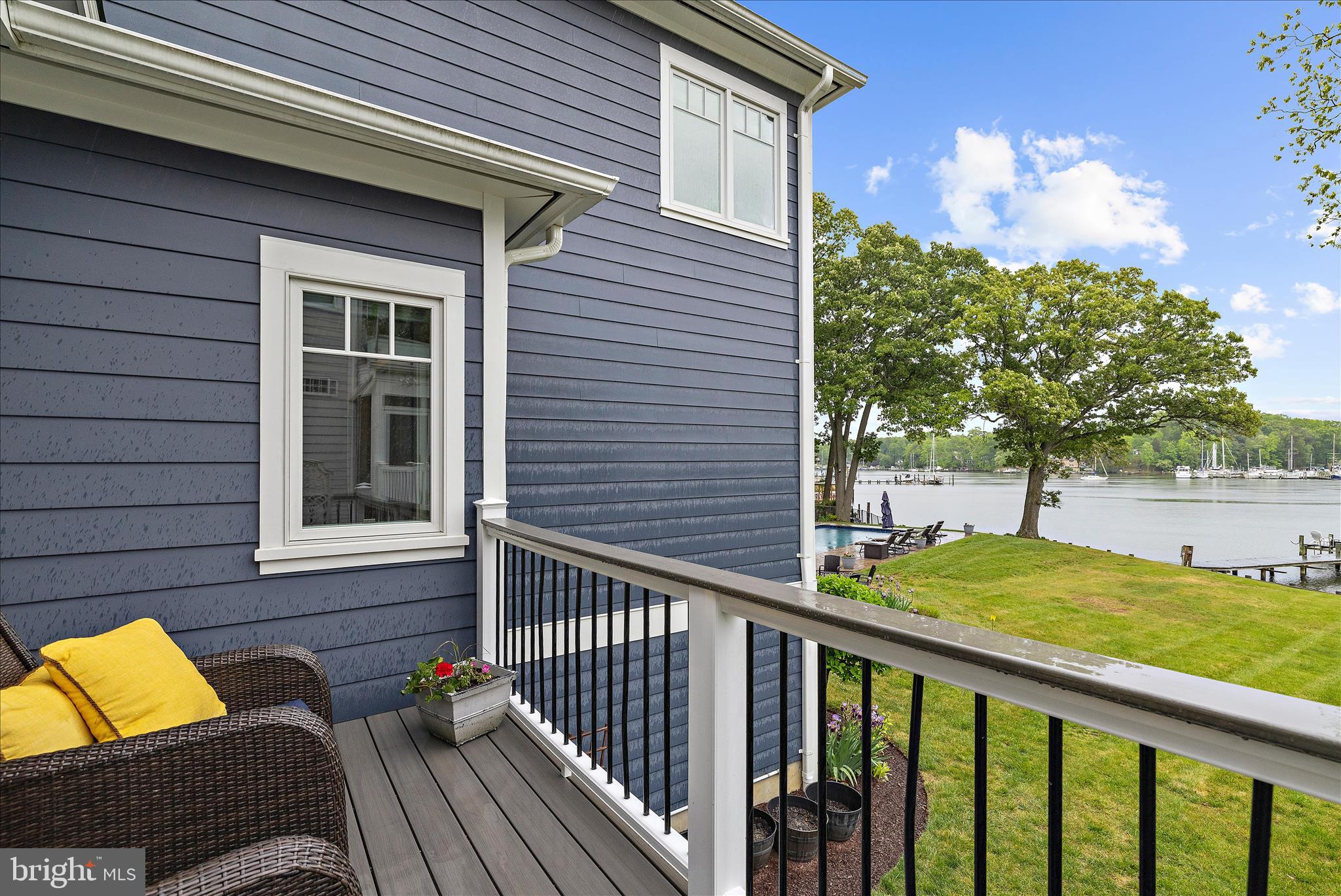 HOLLY HILL HARBOR - Residential