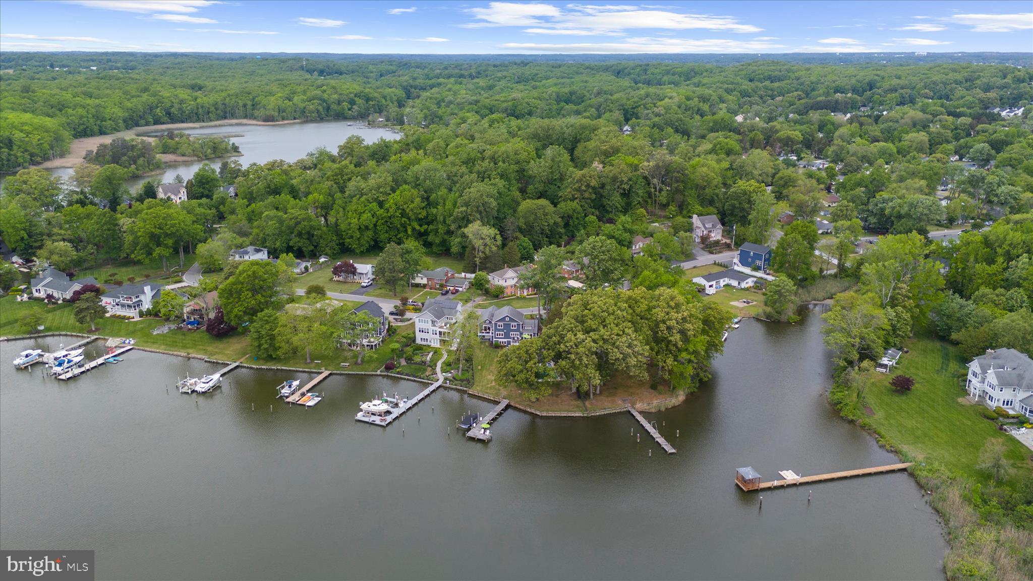 HOLLY HILL HARBOR - Residential