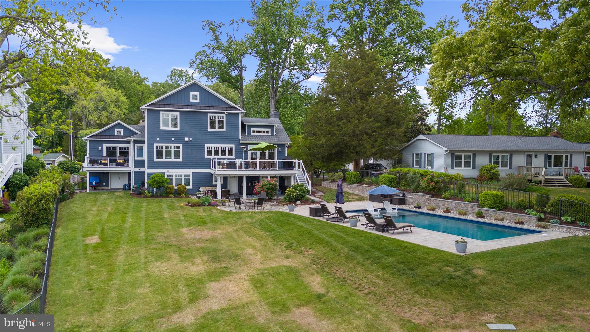 HOLLY HILL HARBOR - Residential