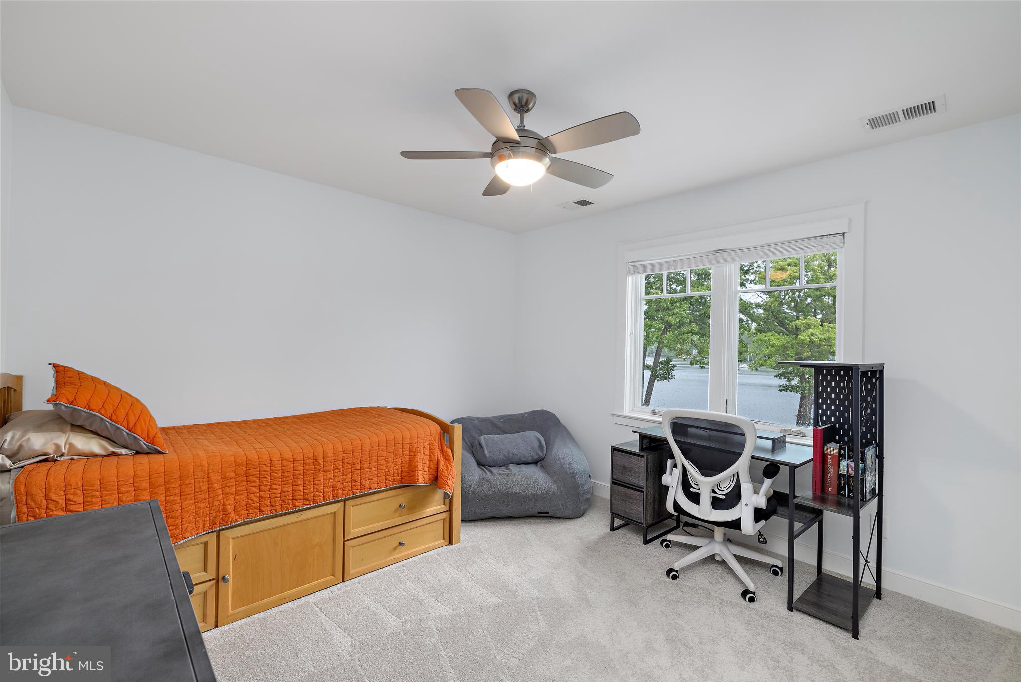 HOLLY HILL HARBOR - Residential