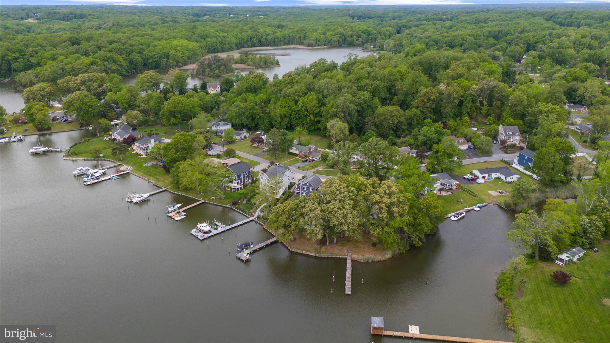 HOLLY HILL HARBOR - Residential
