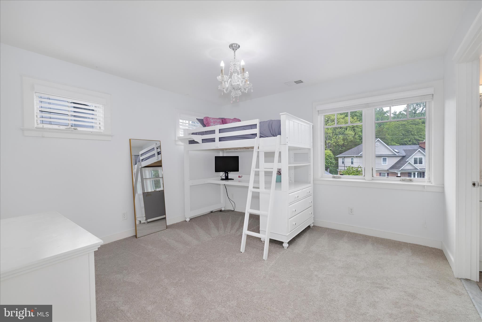 HOLLY HILL HARBOR - Residential