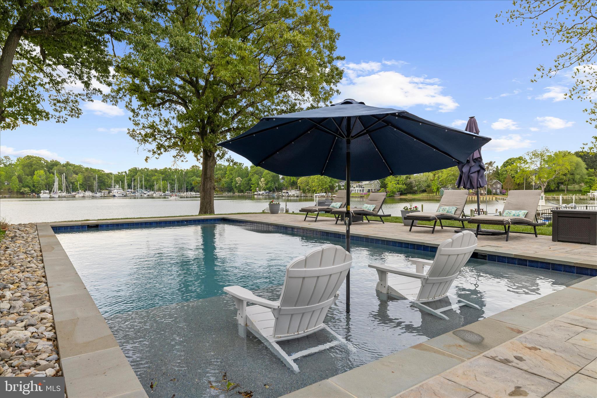 HOLLY HILL HARBOR - Residential