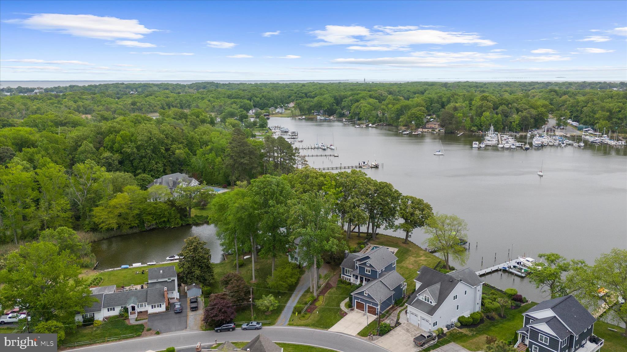 HOLLY HILL HARBOR - Residential