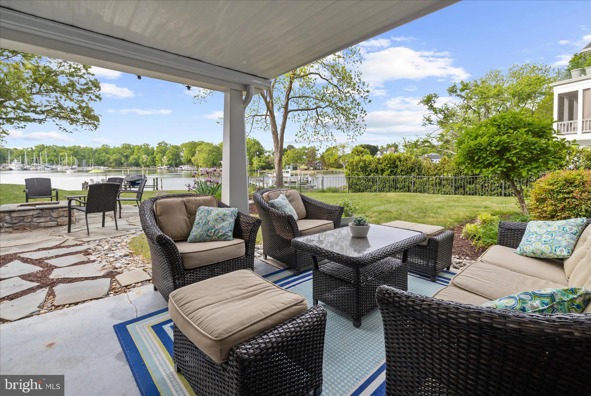 HOLLY HILL HARBOR - Residential