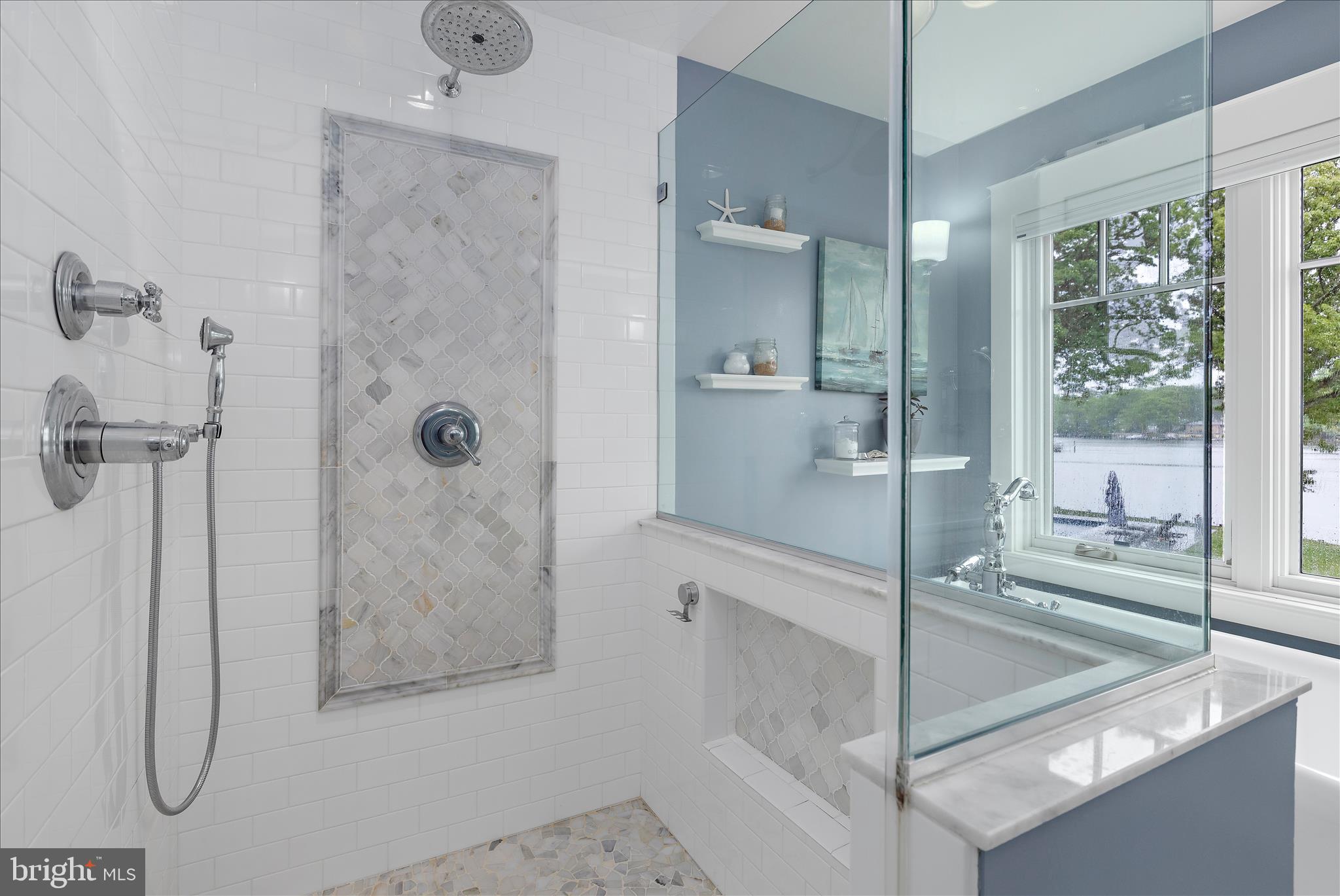 HOLLY HILL HARBOR - Residential