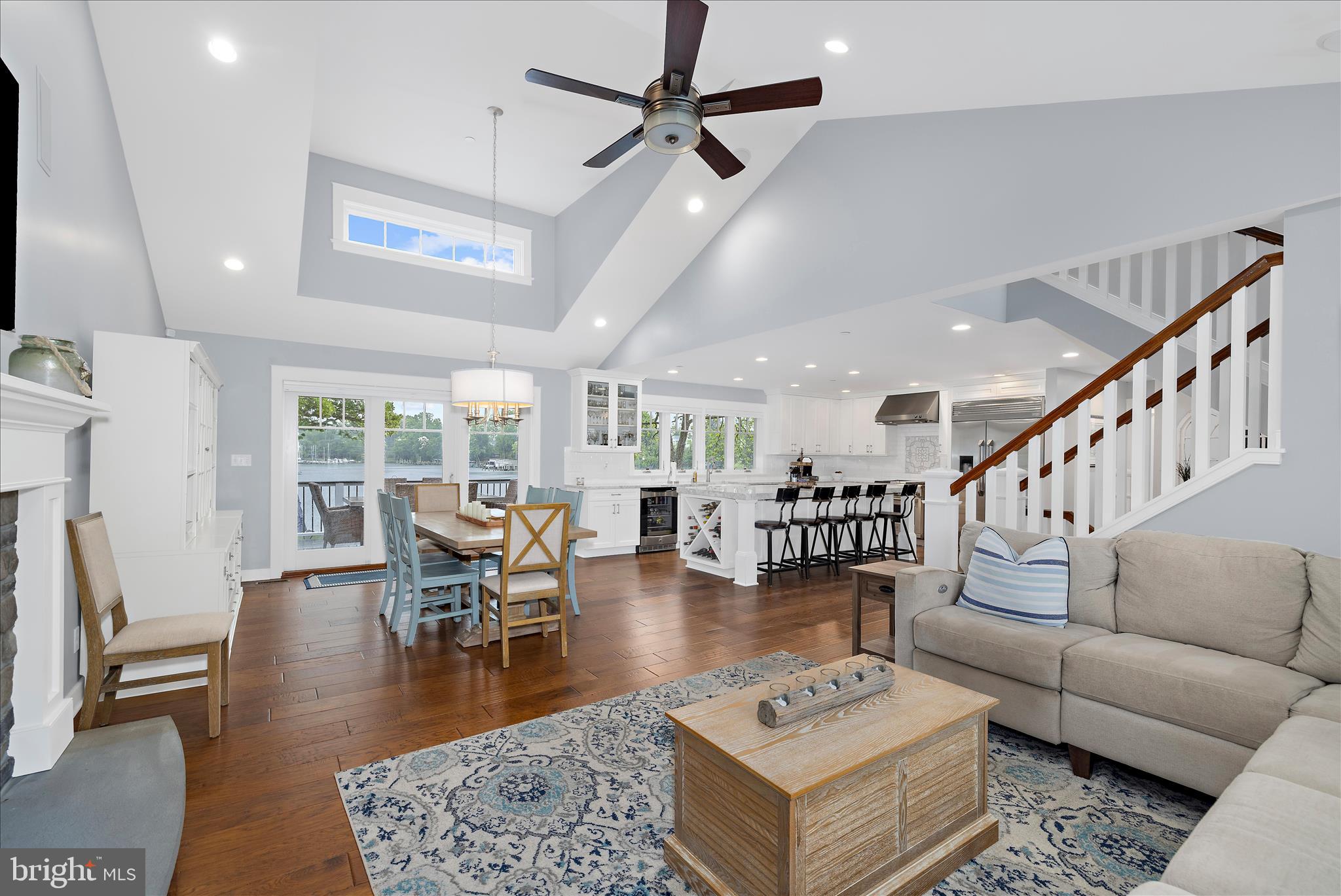HOLLY HILL HARBOR - Residential