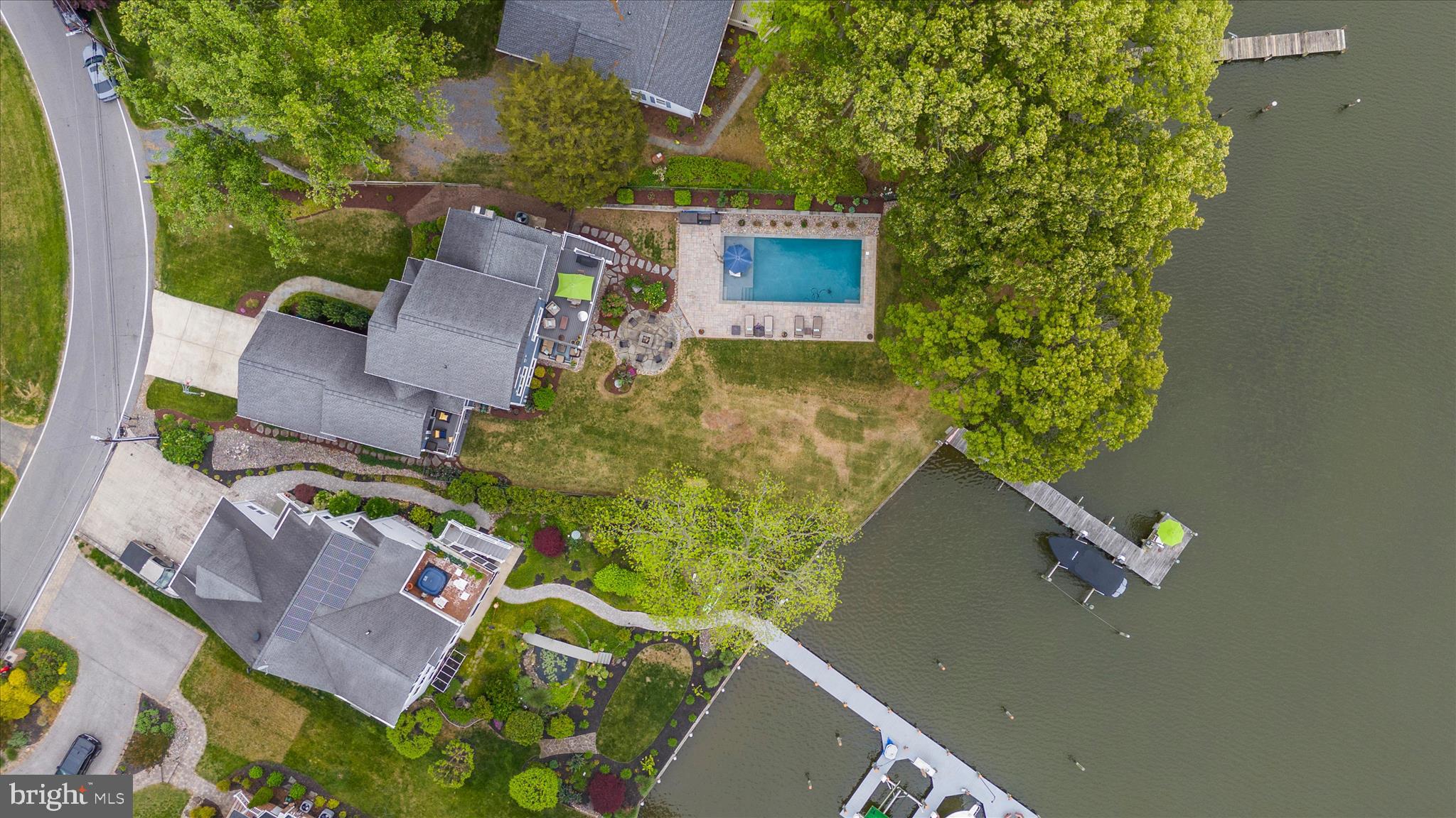 HOLLY HILL HARBOR - Residential