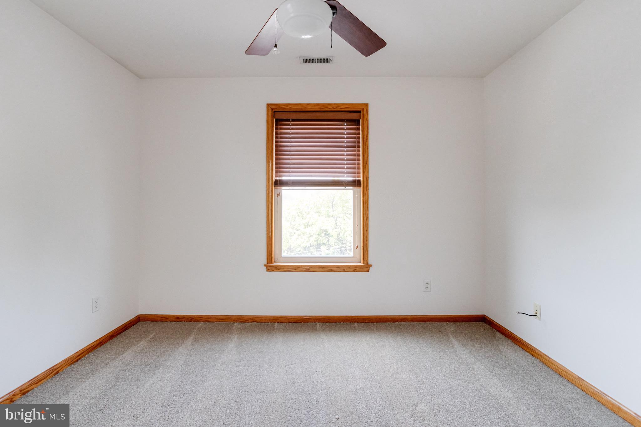 OLIVER BEACH - Residential