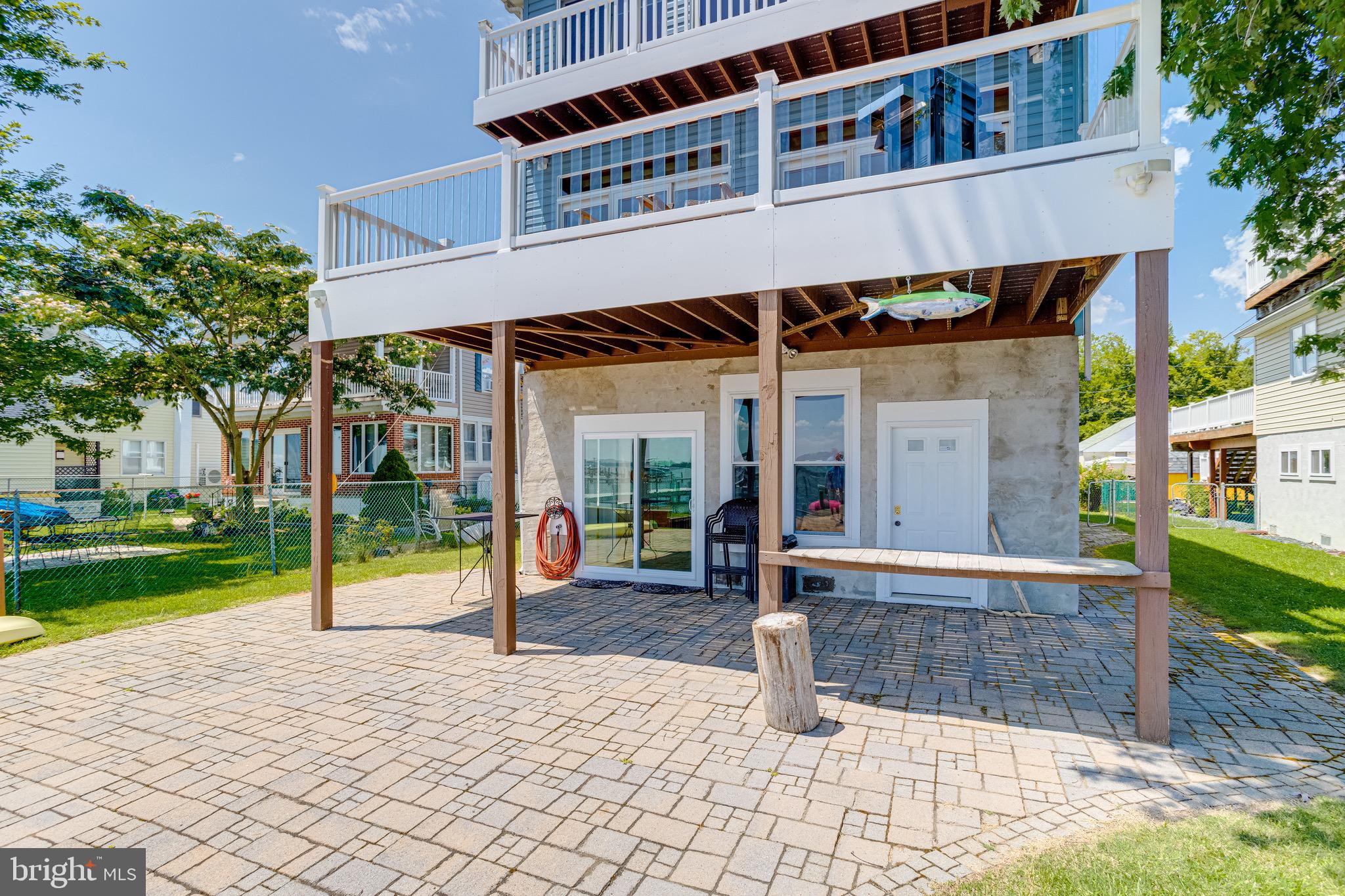 OLIVER BEACH - Residential