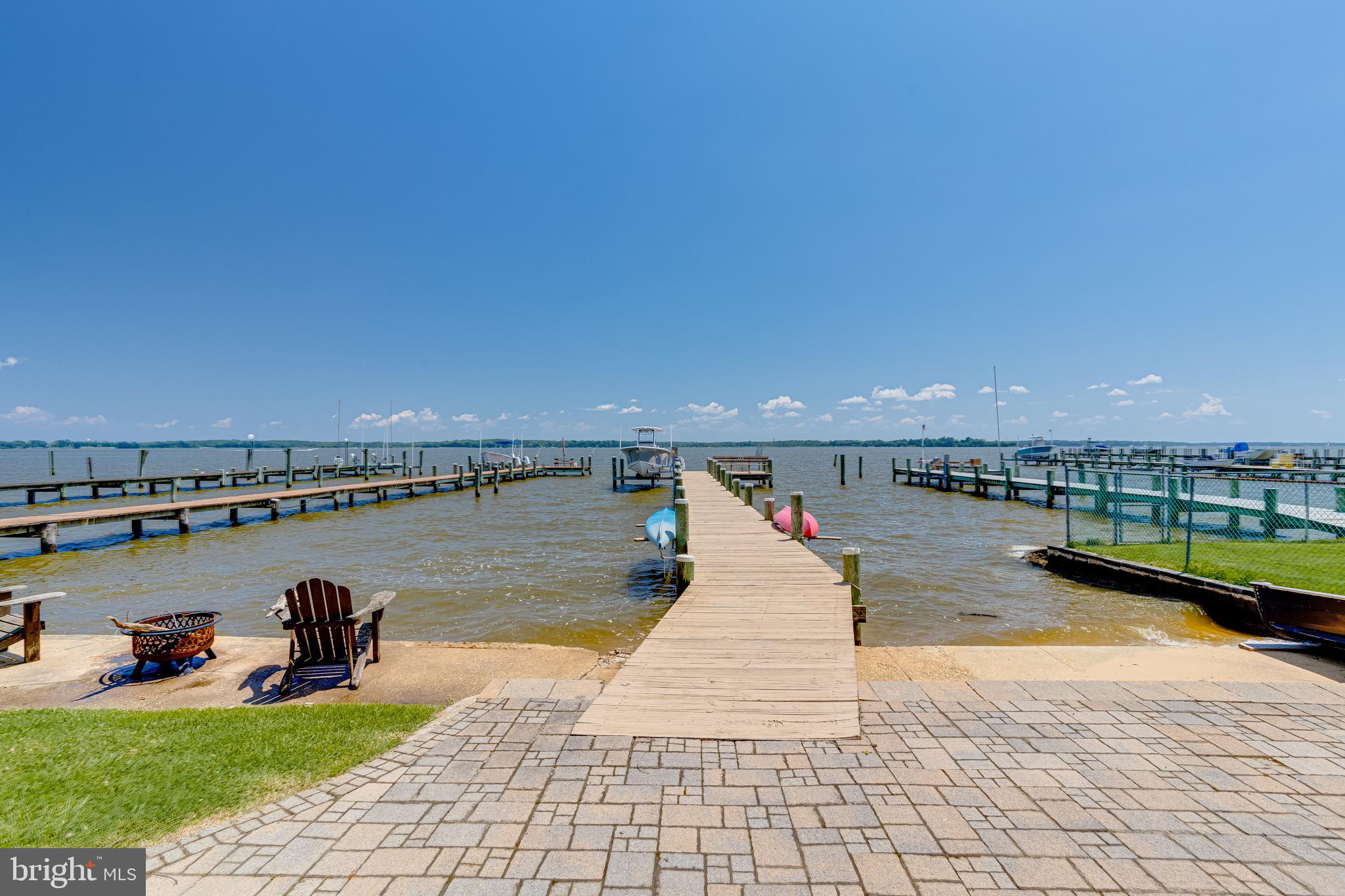 OLIVER BEACH - Residential