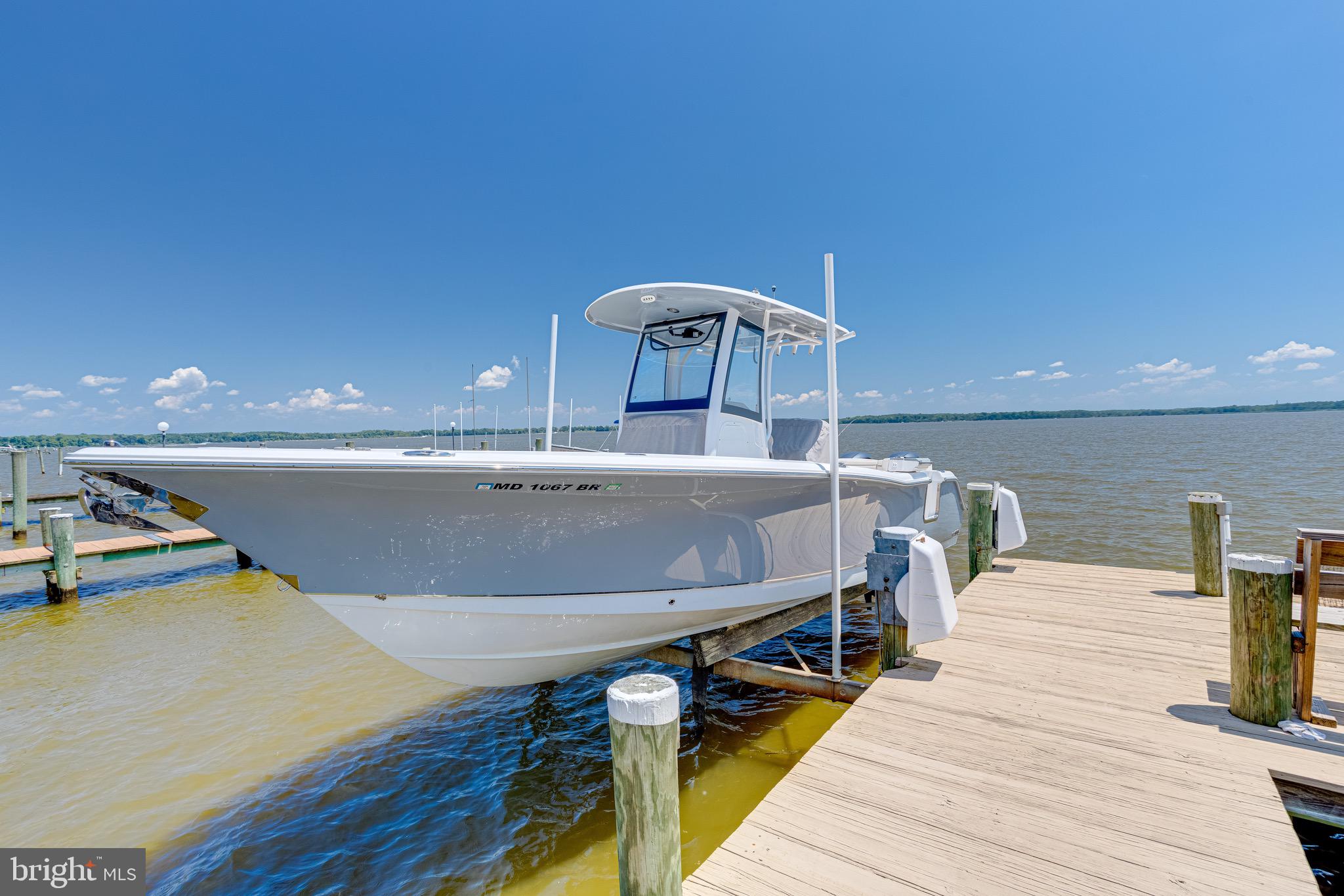 OLIVER BEACH - Residential