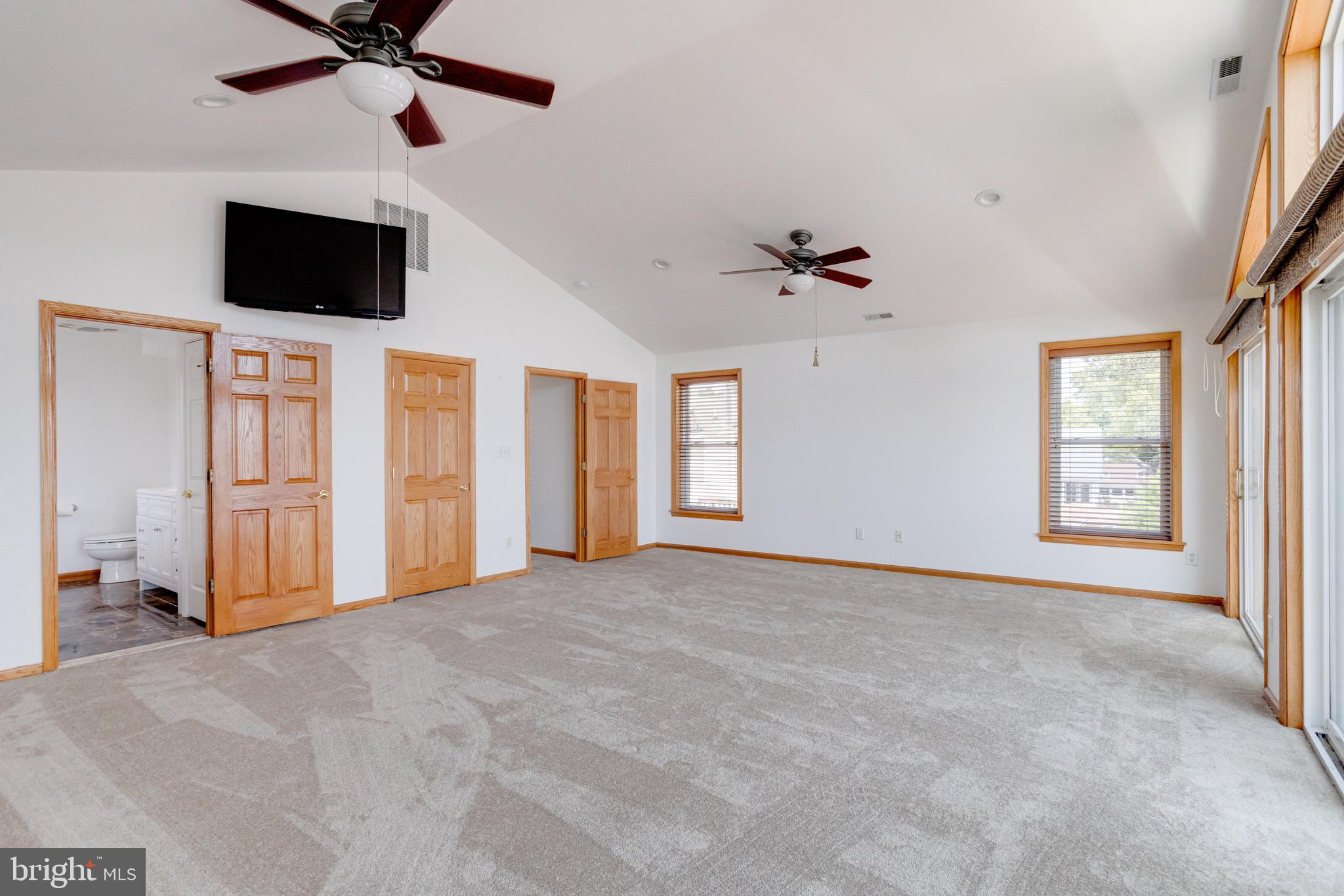 OLIVER BEACH - Residential