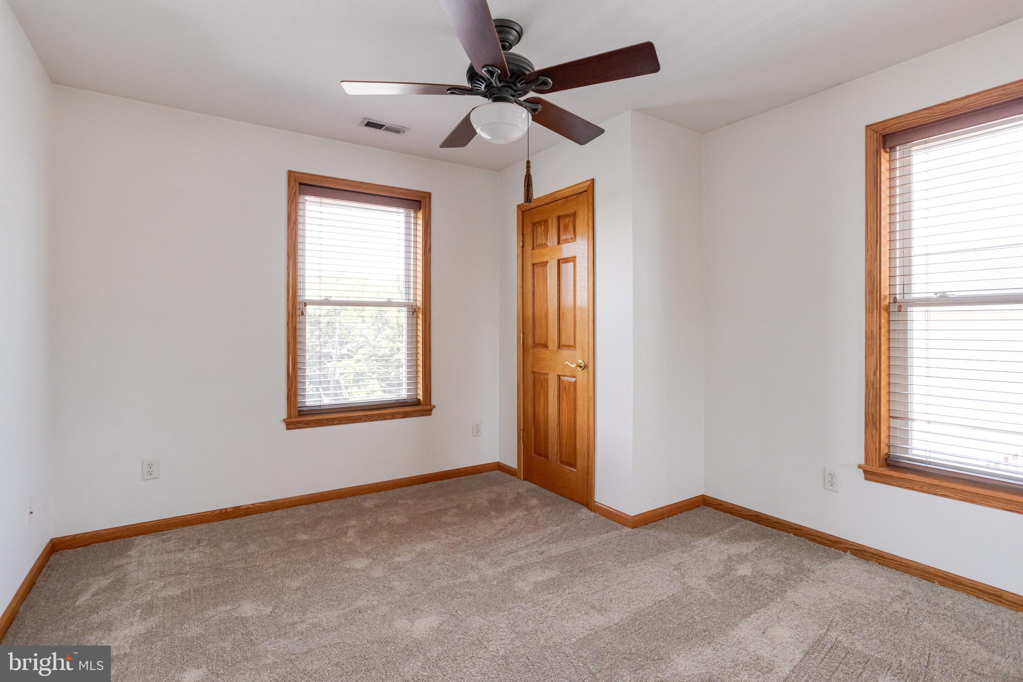 OLIVER BEACH - Residential